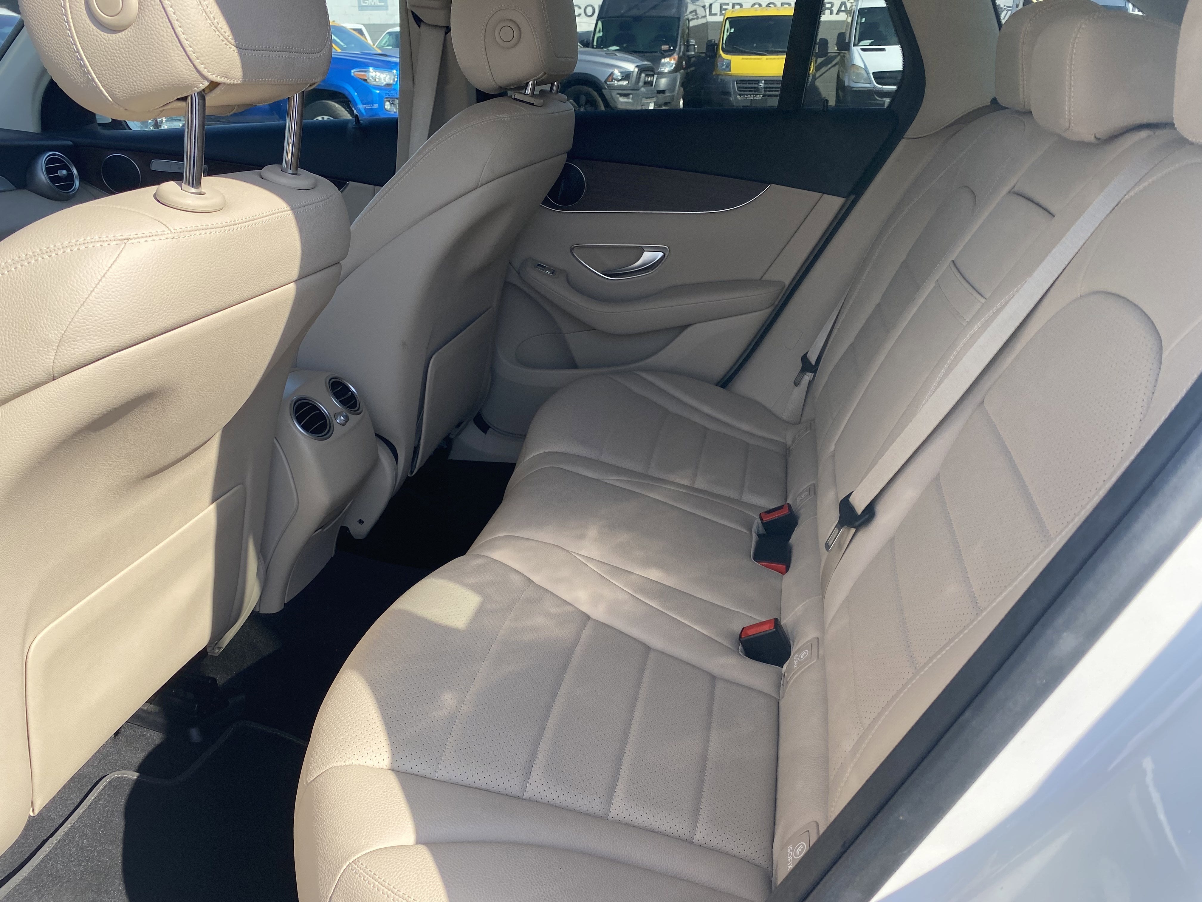 2022 Mercedes-Benz GLC GLC 300