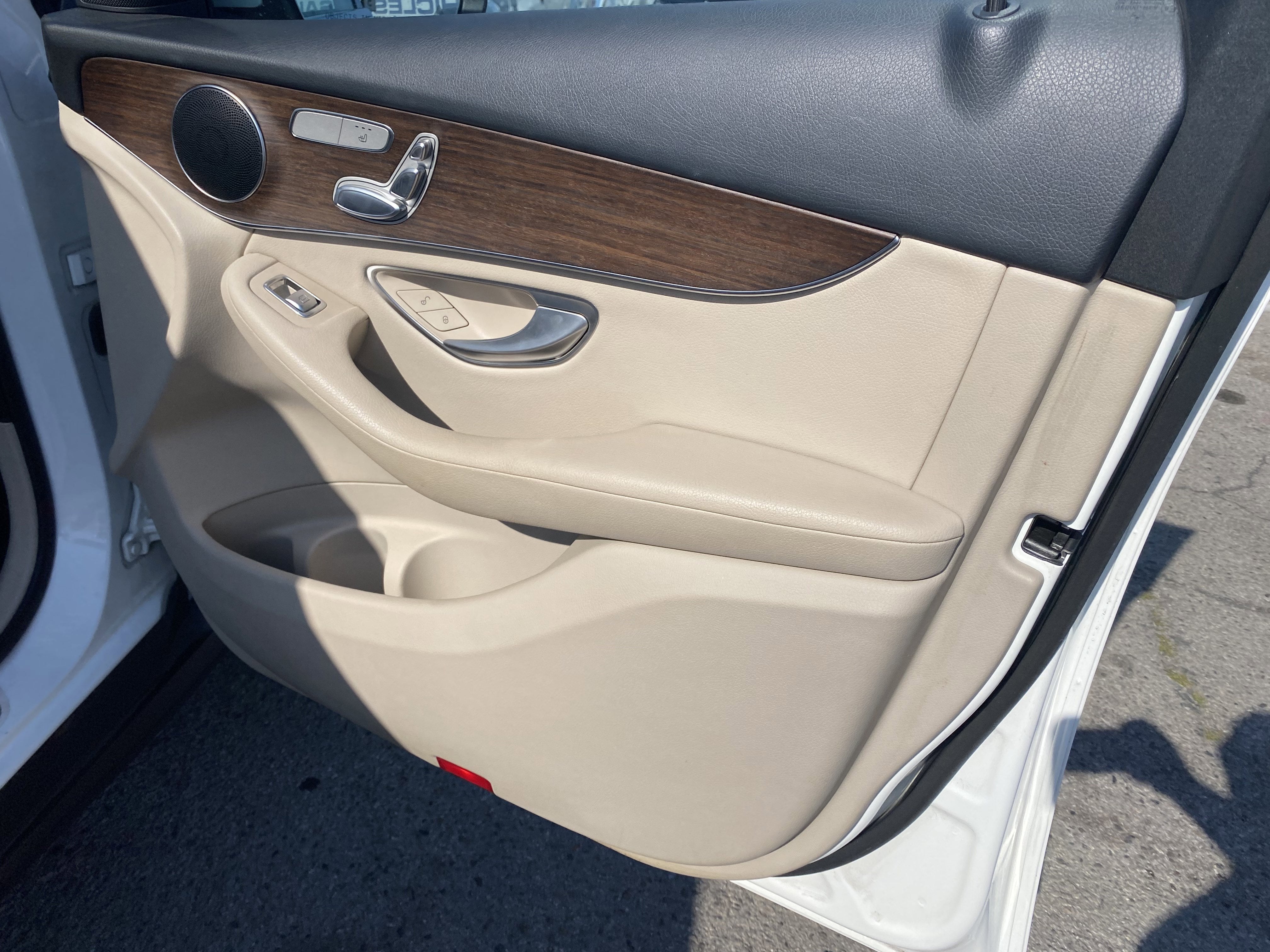 2022 Mercedes-Benz GLC GLC 300