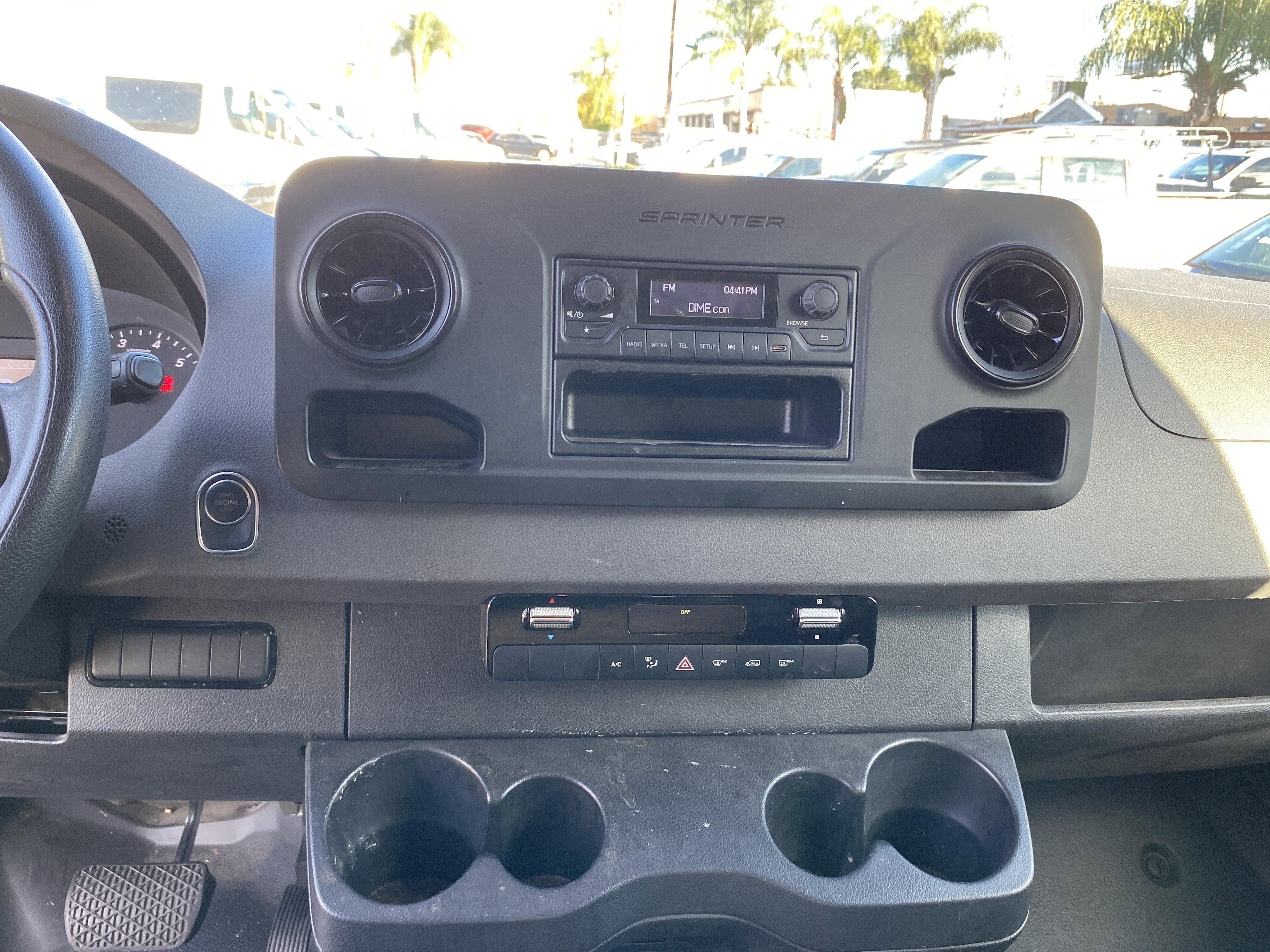 2022 Mercedes-Benz Sprinter Cargo Van 1500 Standard Roof I4 144" RWD