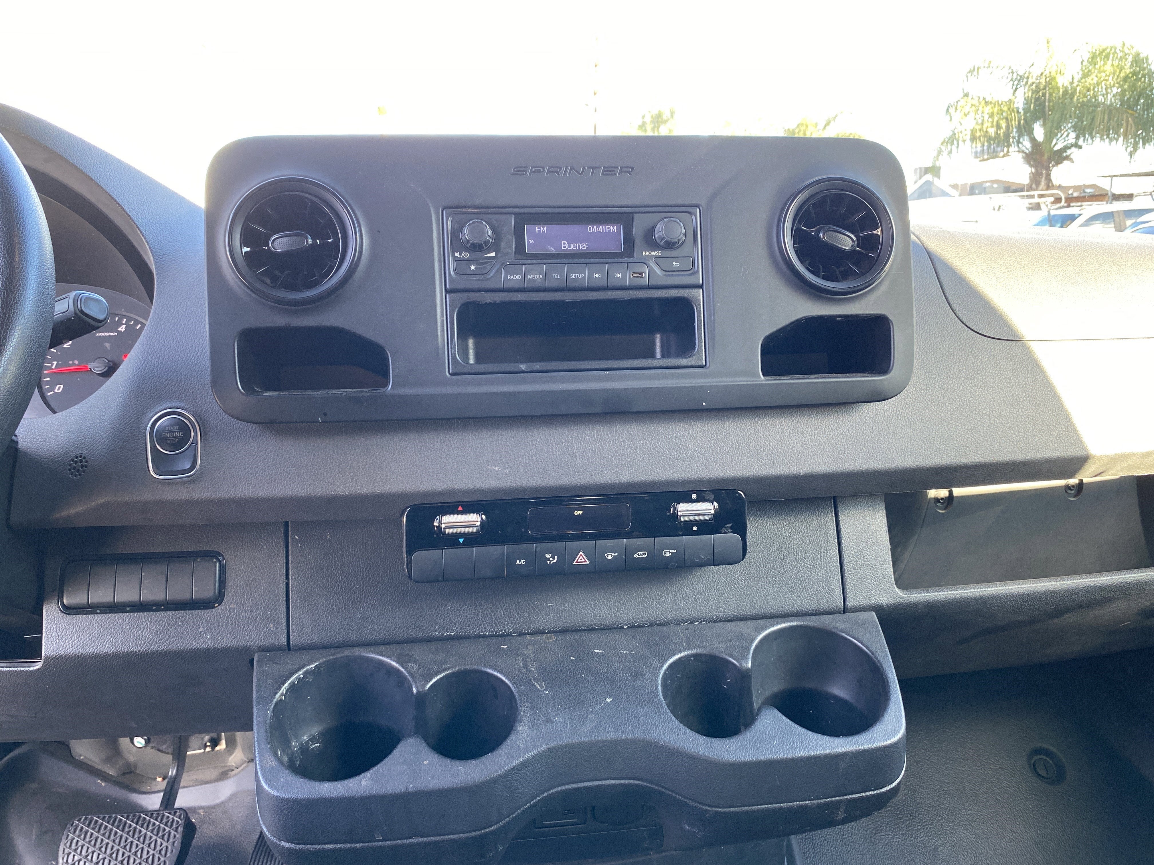 2022 Mercedes-Benz Sprinter Cargo Van 1500 Standard Roof I4 144" RWD