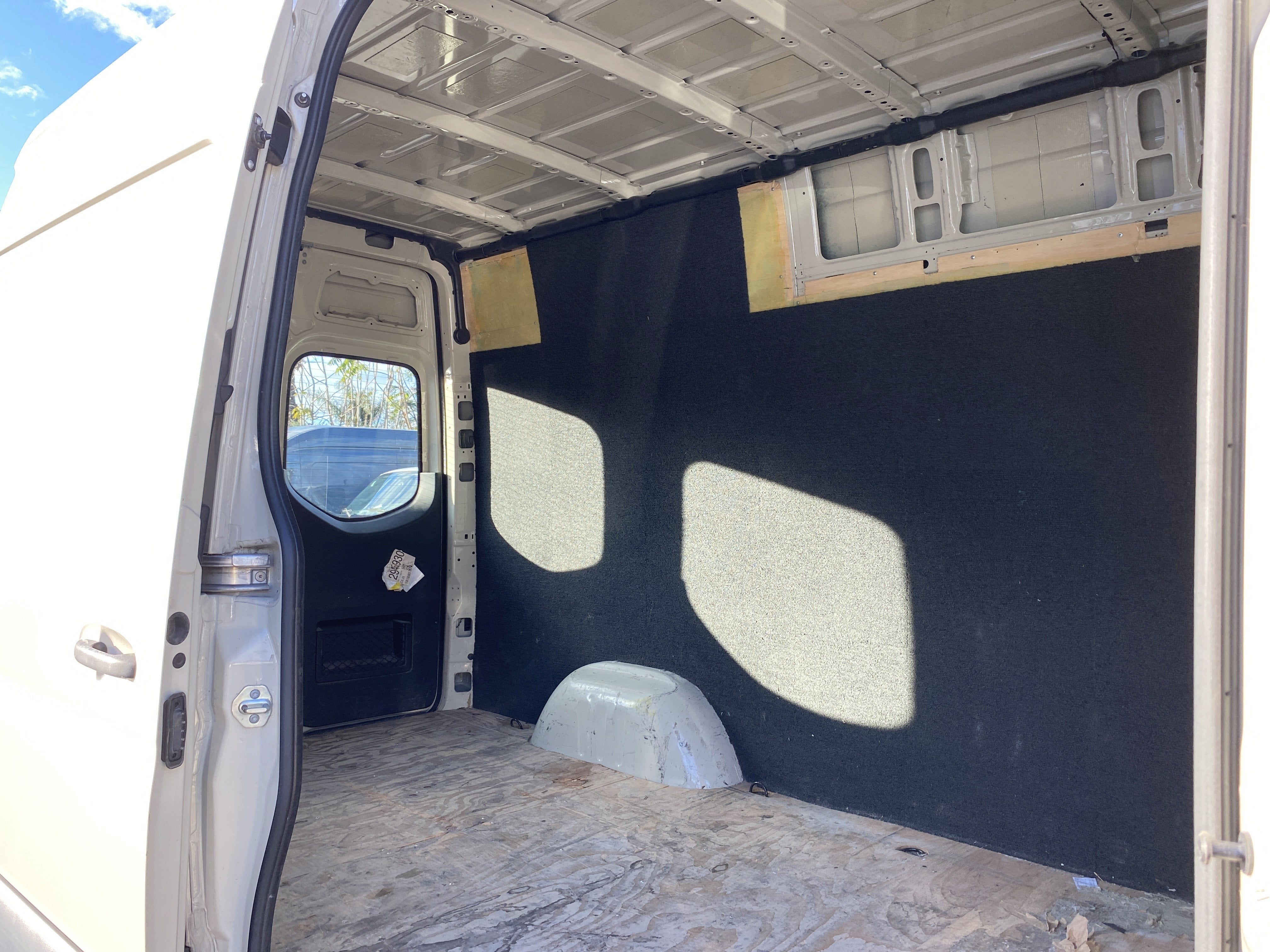 2022 Mercedes-Benz Sprinter Cargo Van 1500 Standard Roof I4 144" RWD