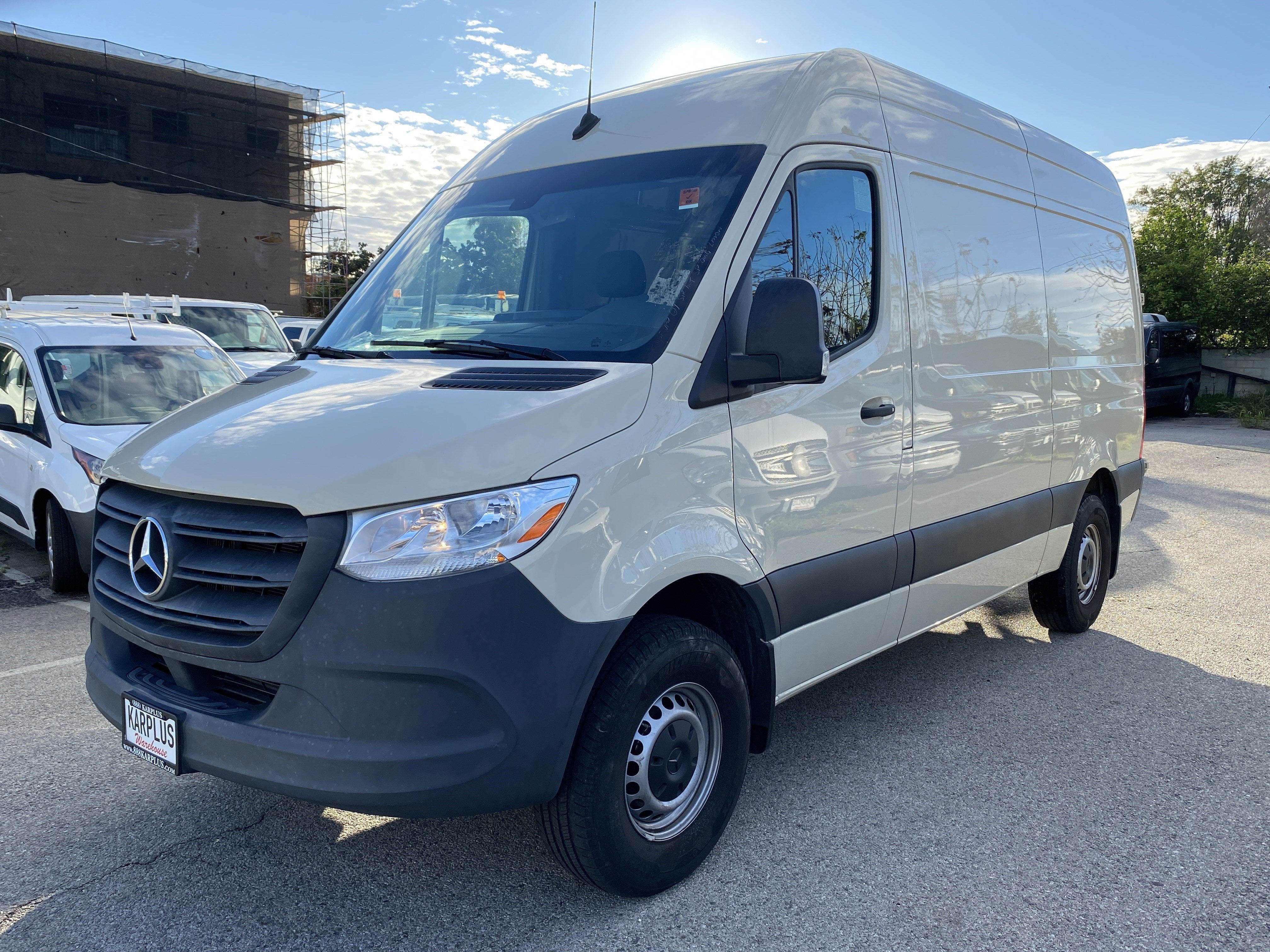 2022 Mercedes-Benz Sprinter Cargo Van 1500 Standard Roof I4 144" RWD
