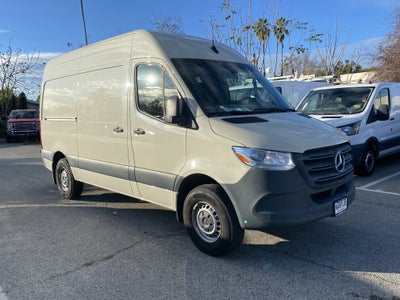 2022 Mercedes-Benz Sprinter Cargo Van 1500 Standard Roof I4 144" RWD
