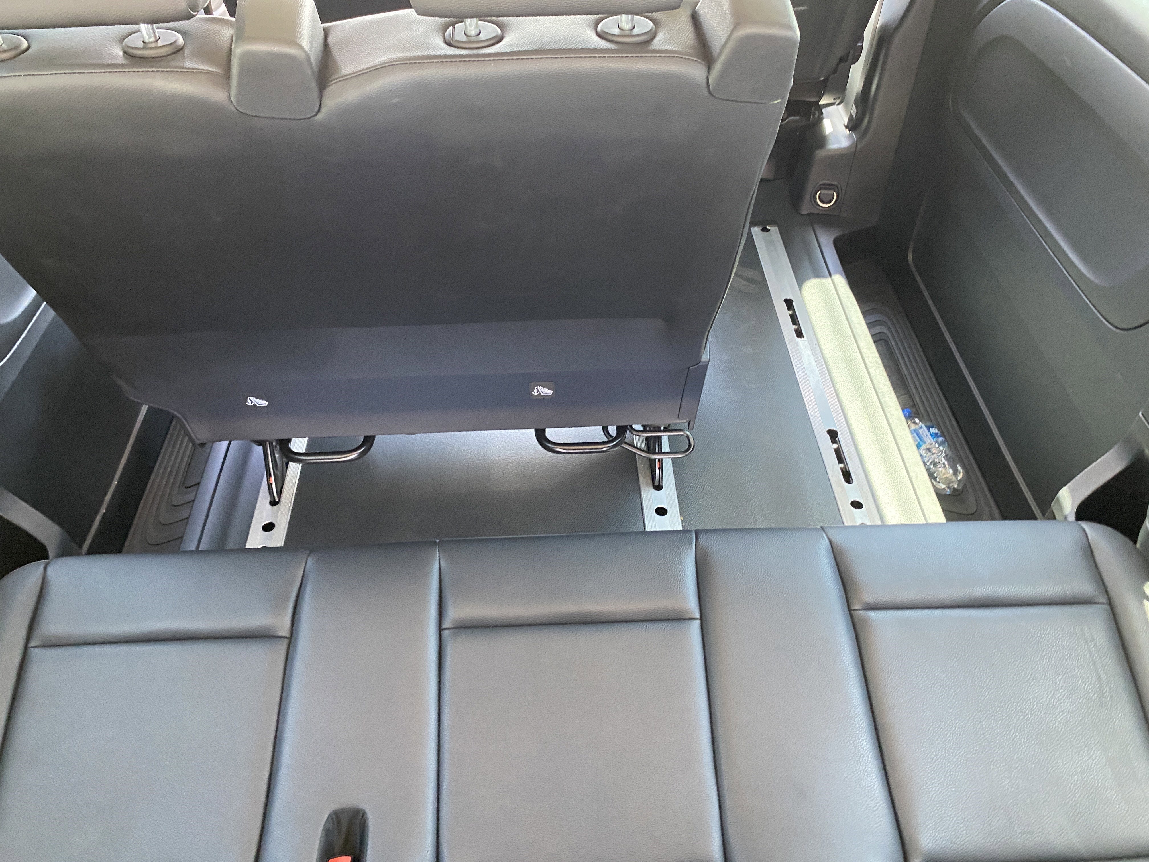 2023 Mercedes-Benz Metris Passenger Van Standard Roof 126" Wheelbase