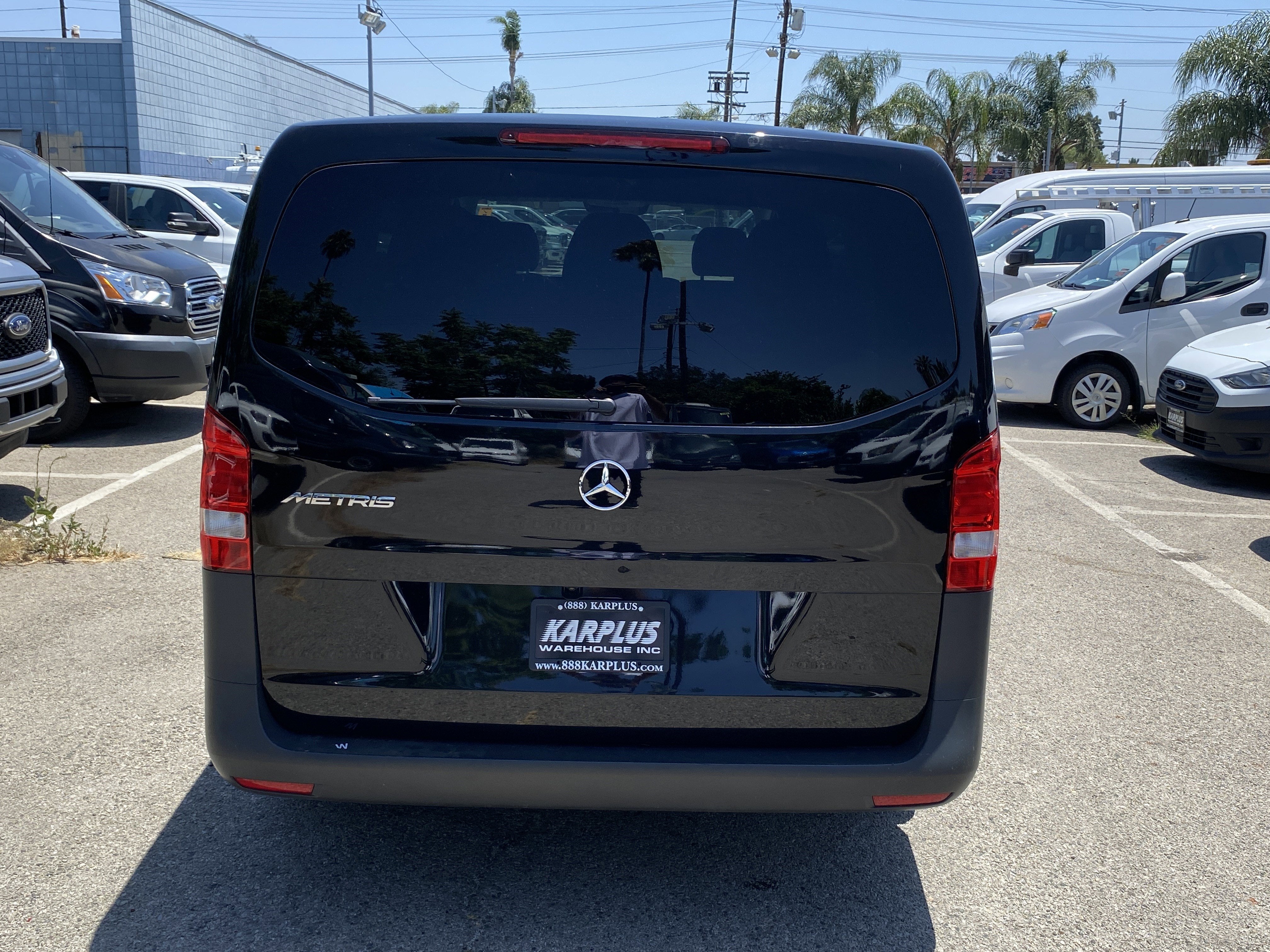 2023 Mercedes-Benz Metris Passenger Van Standard Roof 126" Wheelbase