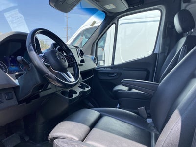 2021 Mercedes-Benz Sprinter Cargo Van 500 Standard Roof I4 144" RWD