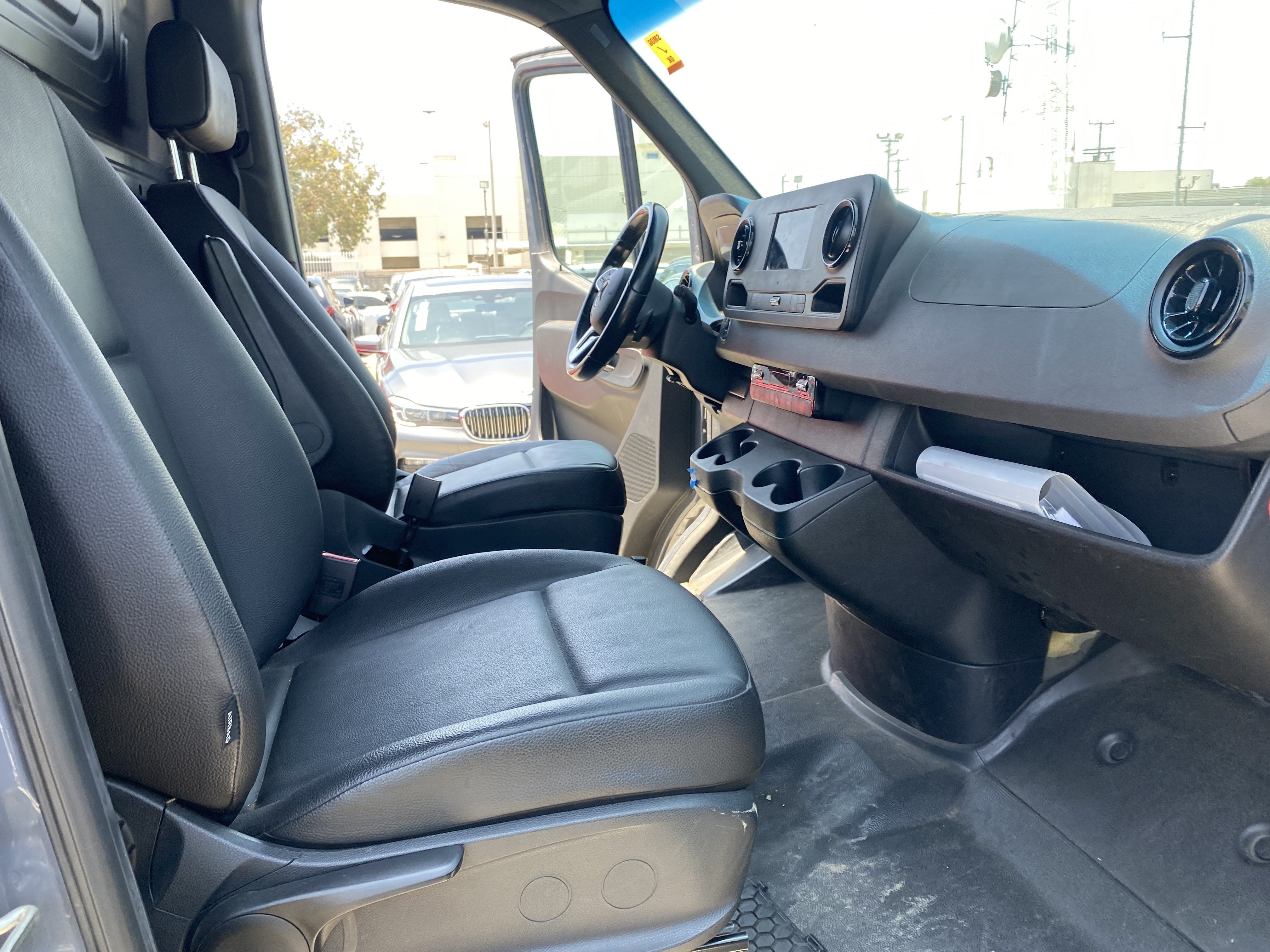 2021 Mercedes-Benz Sprinter Cargo Van 2500 Standard Roof V6 144" RWD