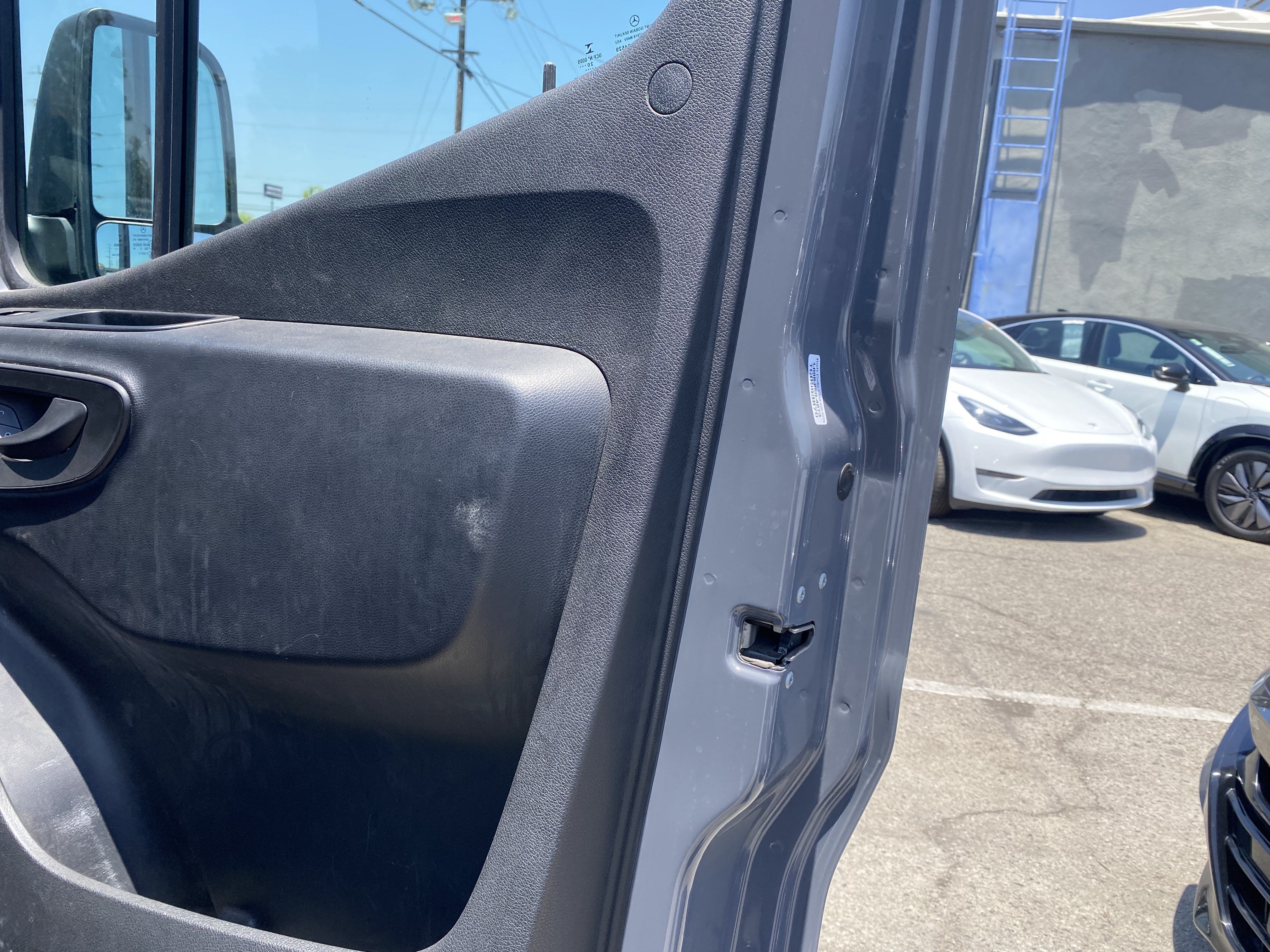 2021 Mercedes-Benz Sprinter Cargo Van 2500 Standard Roof V6 144" RWD