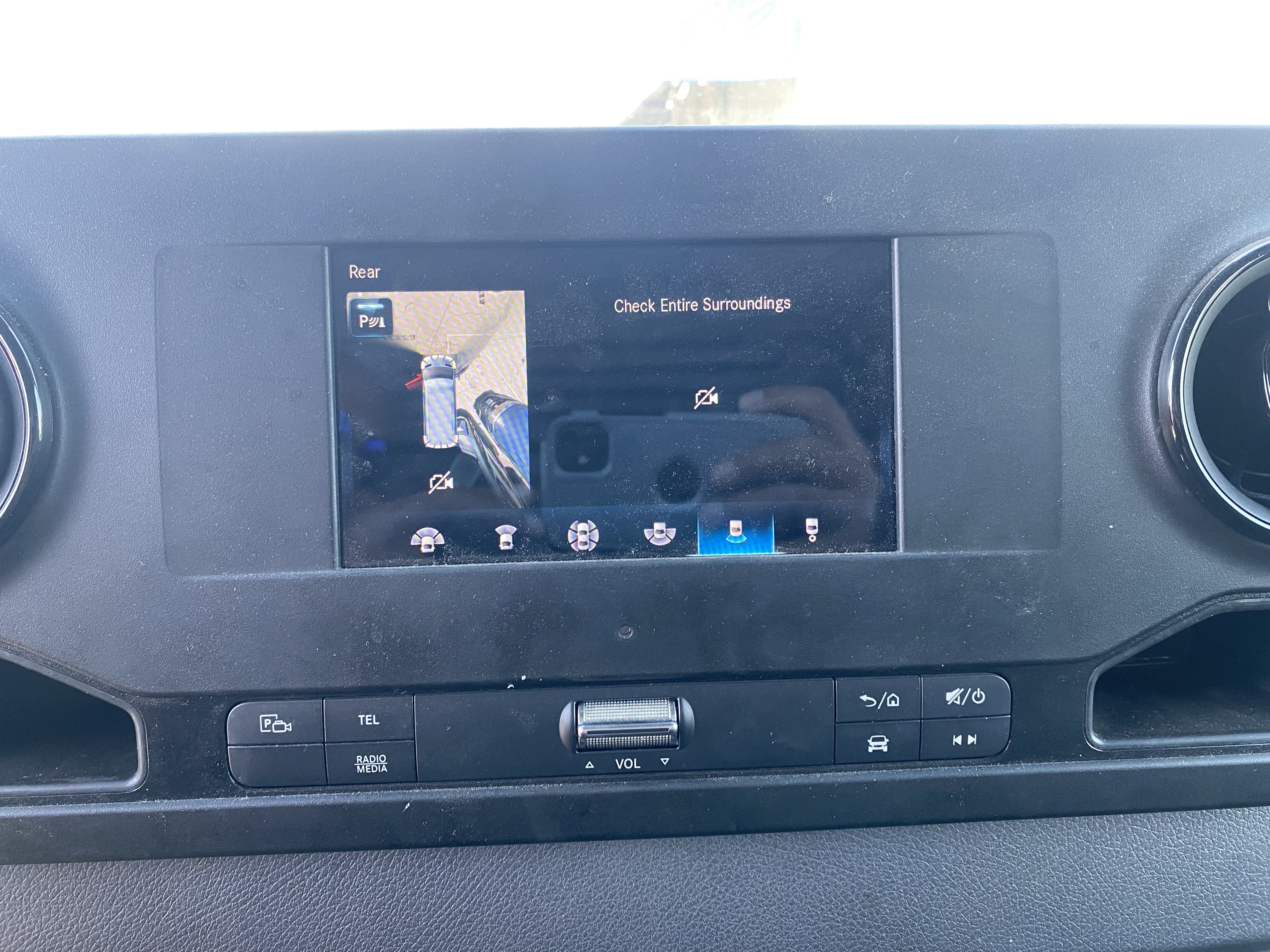 2021 Mercedes-Benz Sprinter Cargo Van 2500 Standard Roof V6 144" RWD