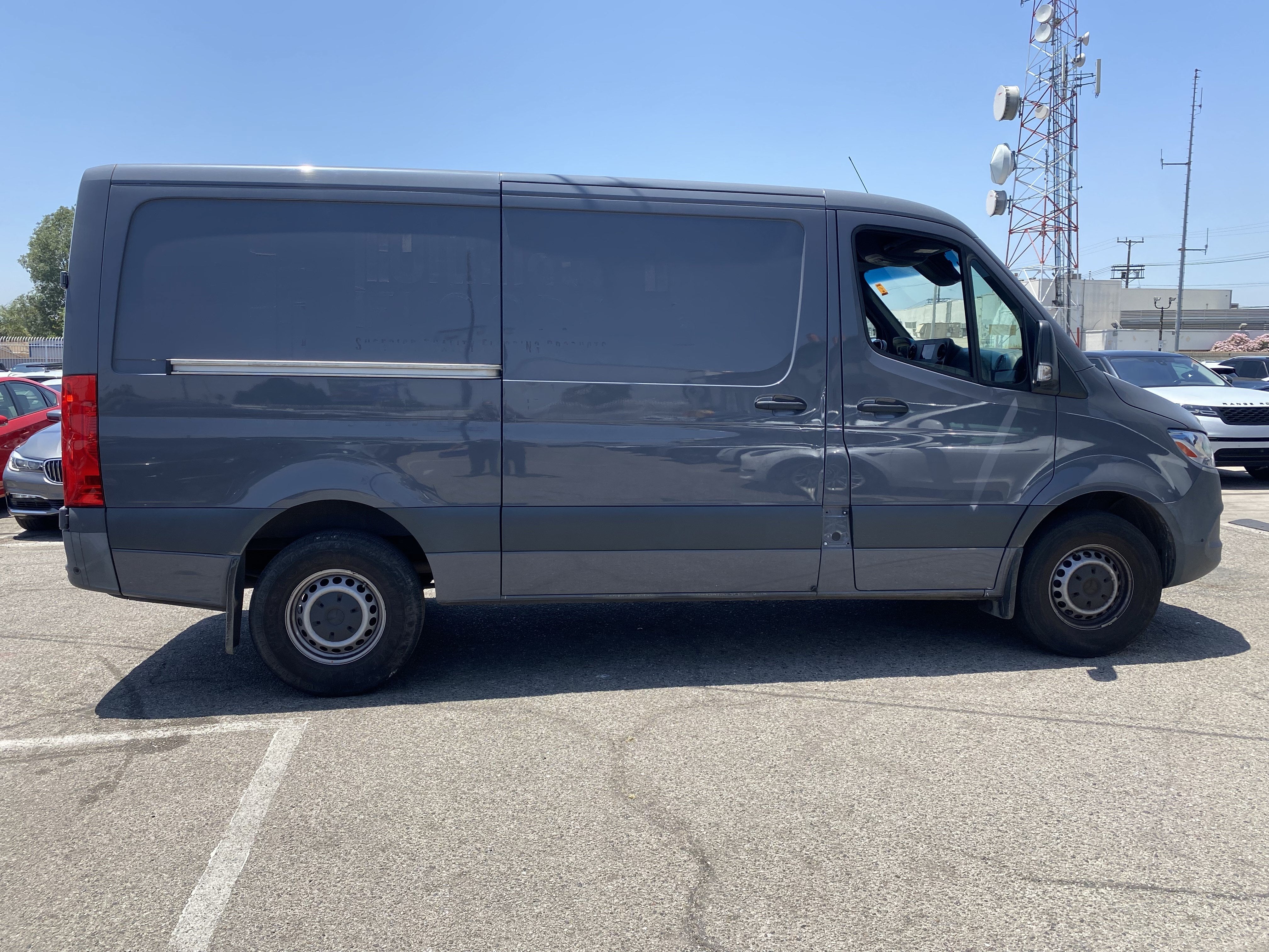 2021 Mercedes-Benz Sprinter Cargo Van 2500 Standard Roof V6 144" RWD