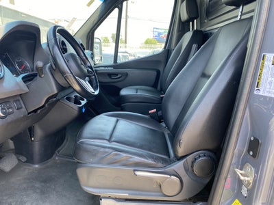 2021 Mercedes-Benz Sprinter Cargo Van 2500 Standard Roof V6 144" RWD