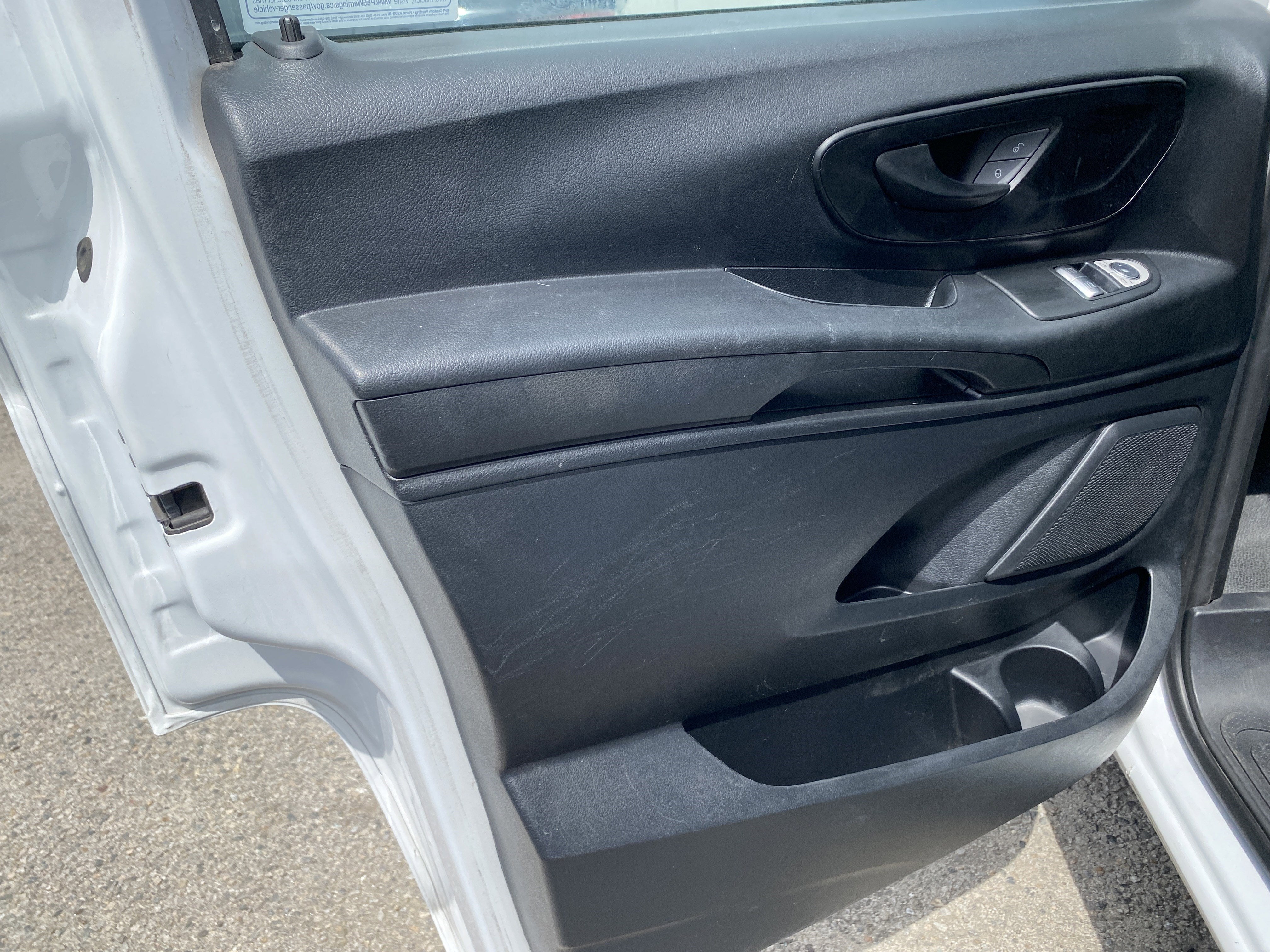 2021 Mercedes-Benz Metris Cargo Van Standard Roof 126" Wheelbase