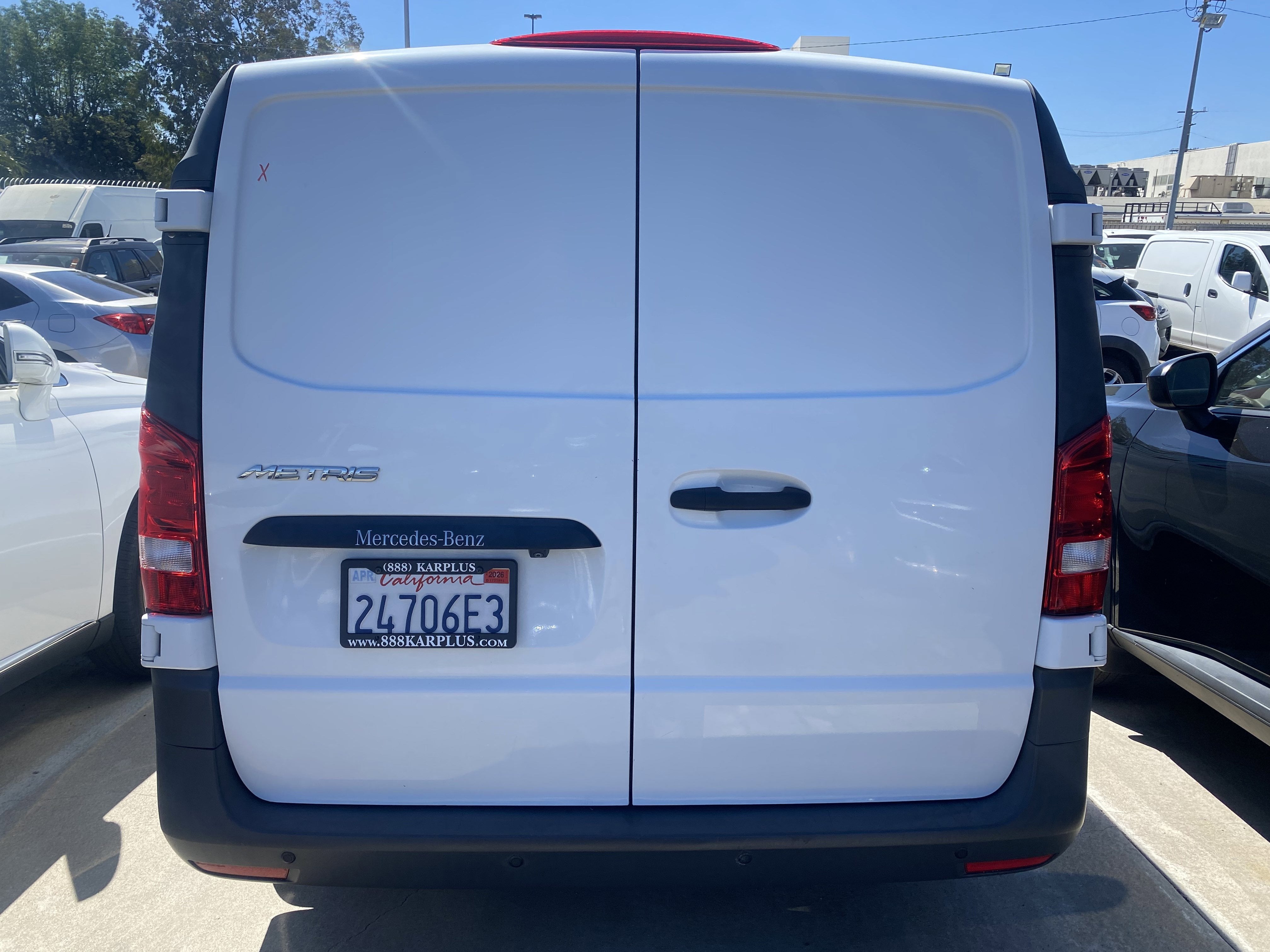 2020 Mercedes-Benz Metris Cargo Van Standard Roof 126" Wheelbase