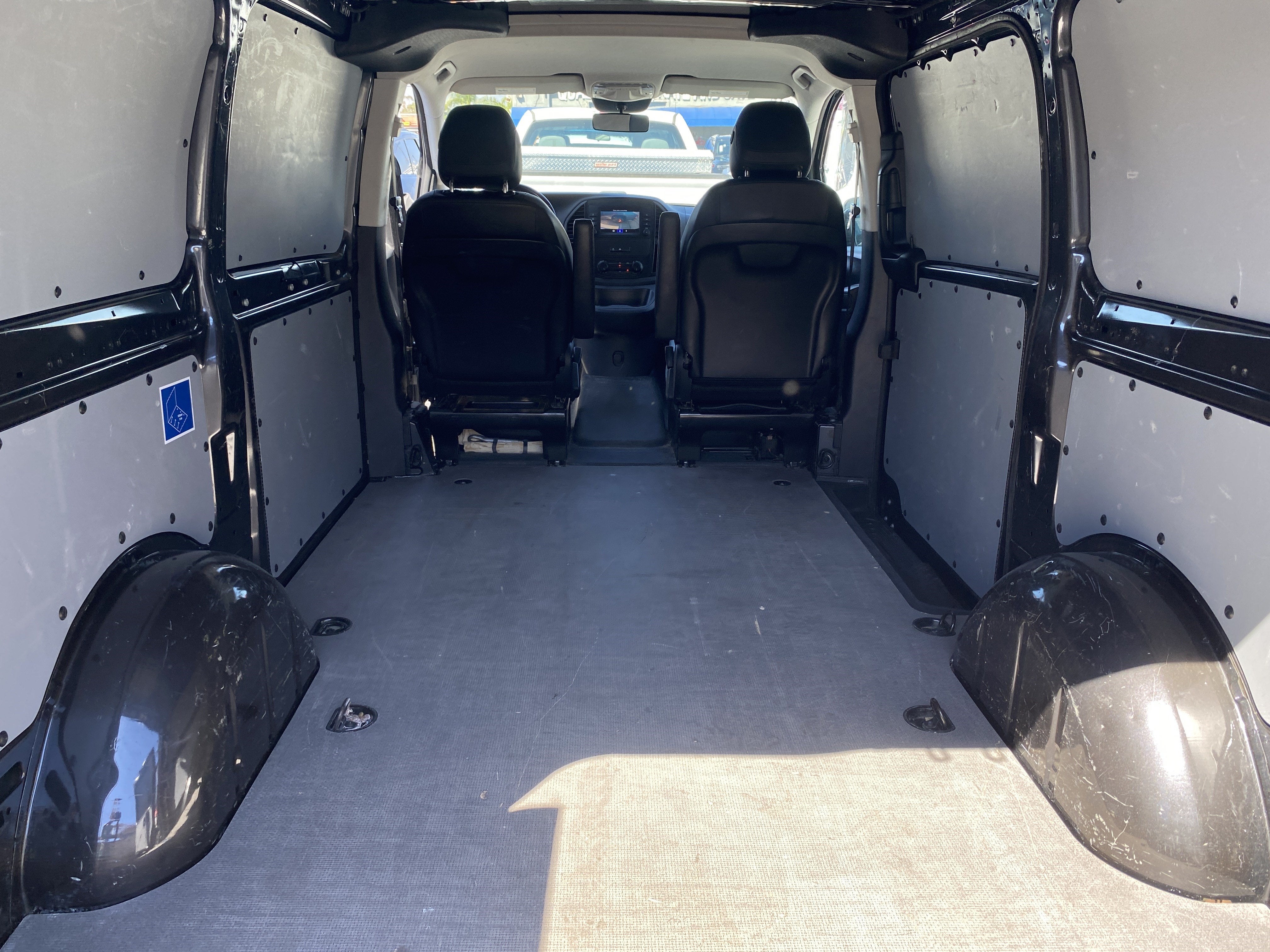2022 Mercedes-Benz Metris Cargo Van Standard Roof 126" Wheelbase