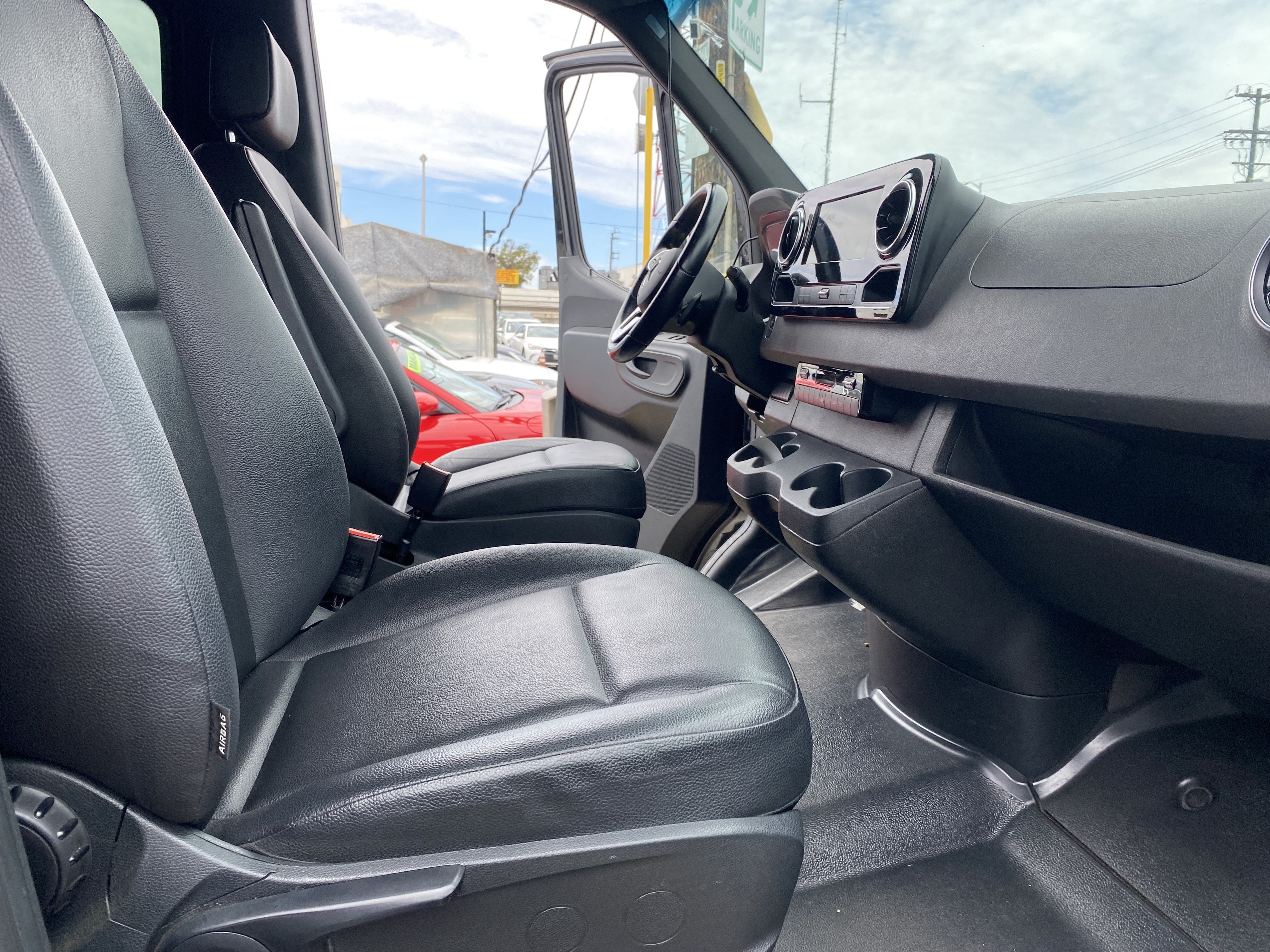 2022 Mercedes-Benz Sprinter Passenger Van 1500 Standard Roof I4 Gas 144" RWD