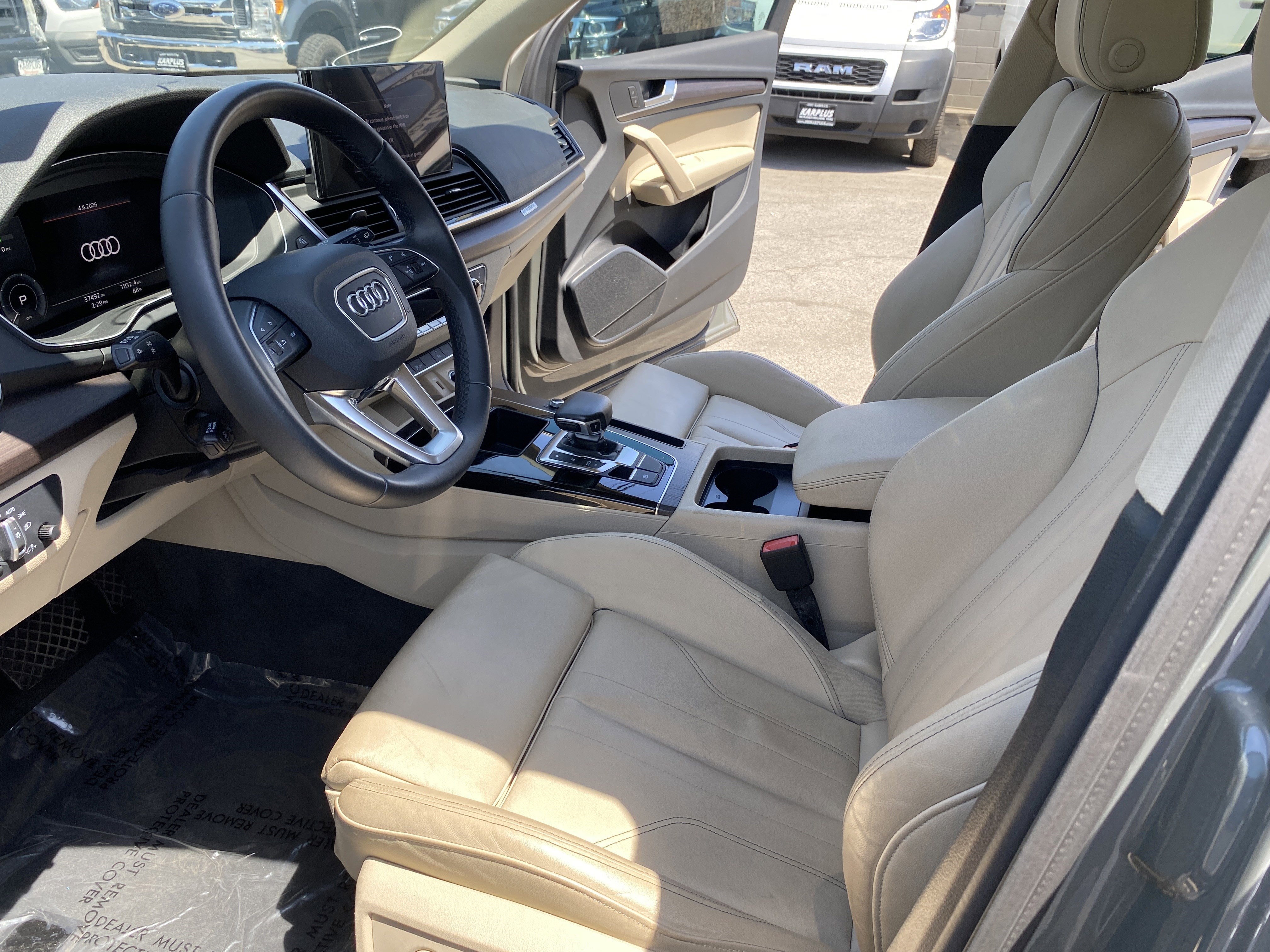 2023 Audi Q5 S line Premium