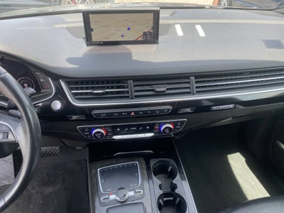 2019 Audi Q7 Premium Plus