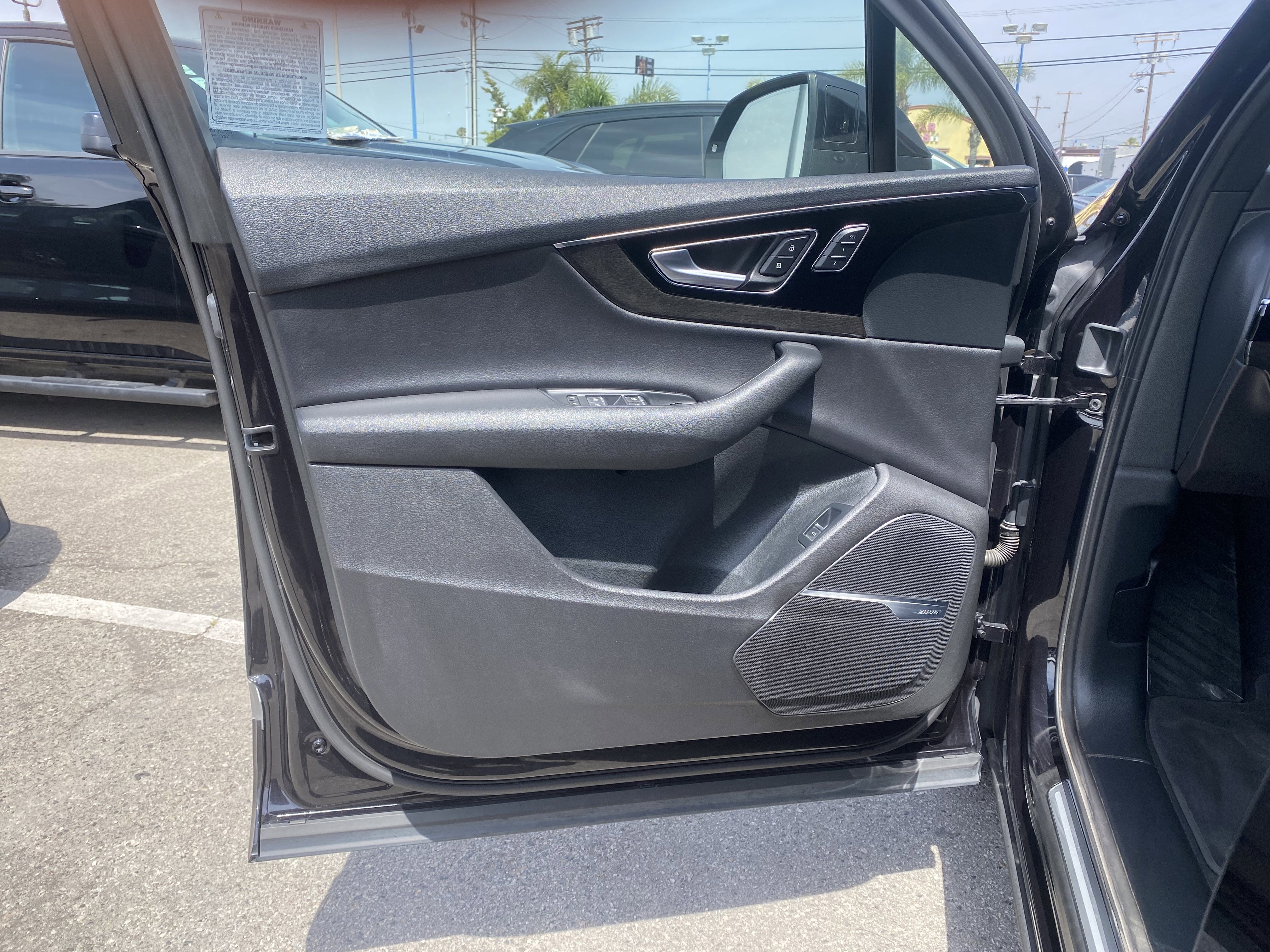 2019 Audi Q7 Premium Plus