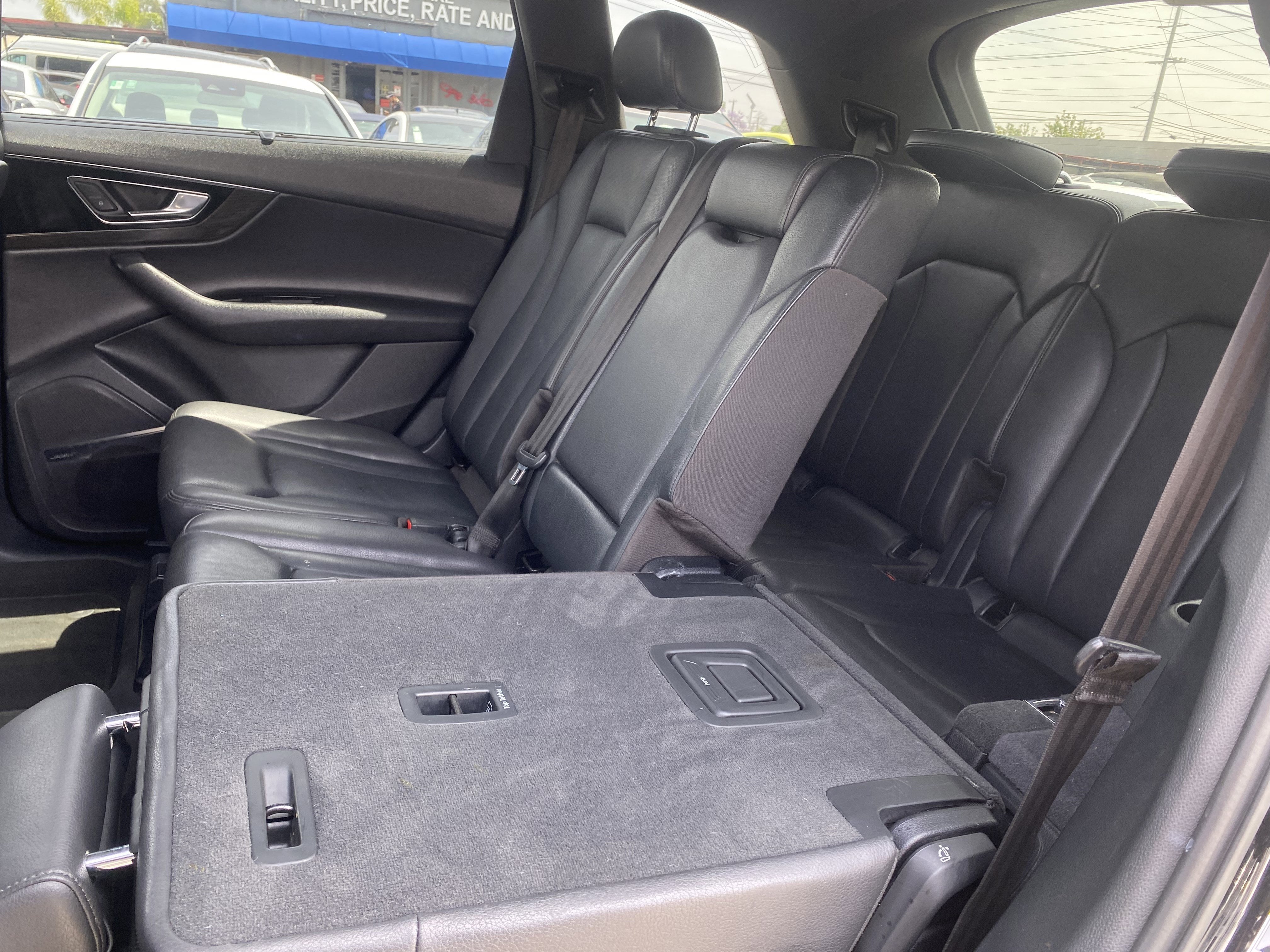 2019 Audi Q7 Premium Plus