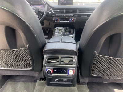 2019 Audi Q7 Premium Plus