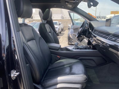 2019 Audi Q7 Premium Plus