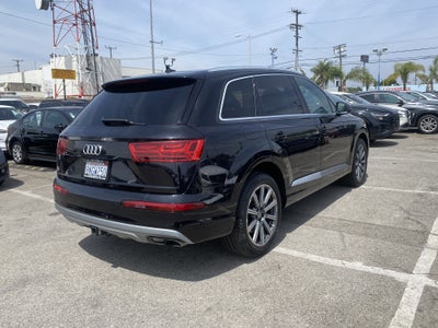 2019 Audi Q7 Premium Plus