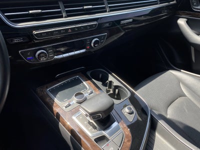 2019 Audi Q7 SE Premium Plus