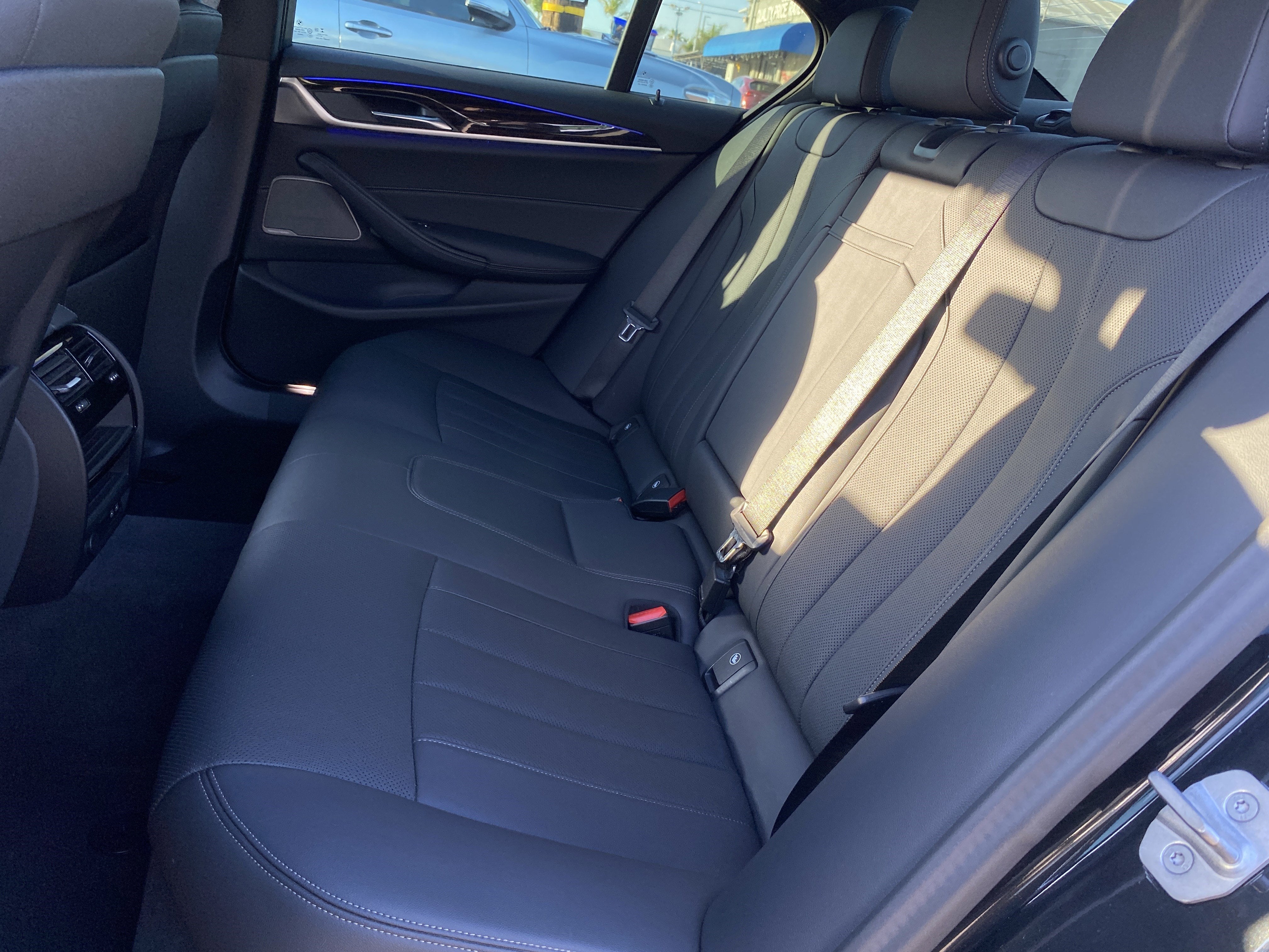 2023 BMW 5 Series 530i