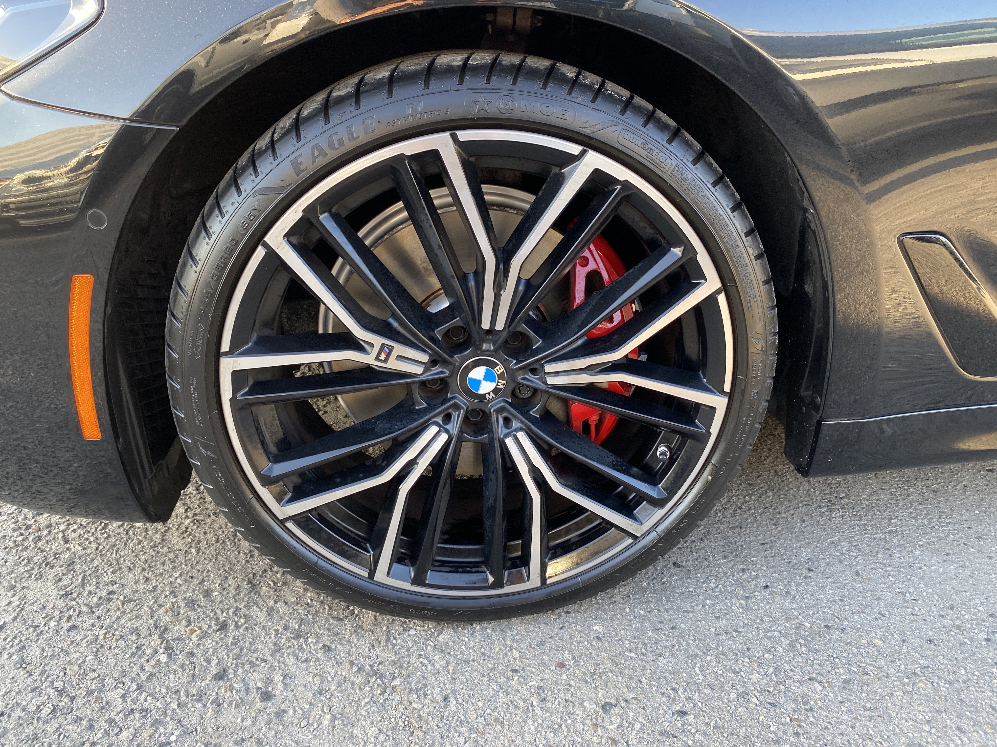 2023 BMW 5 Series 530i