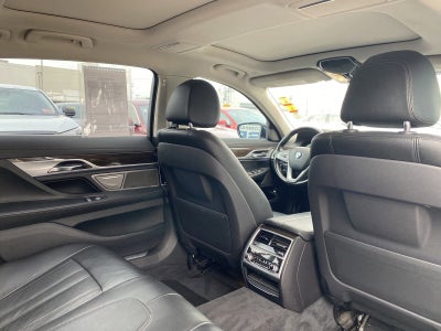 2019 BMW 7 Series 740i