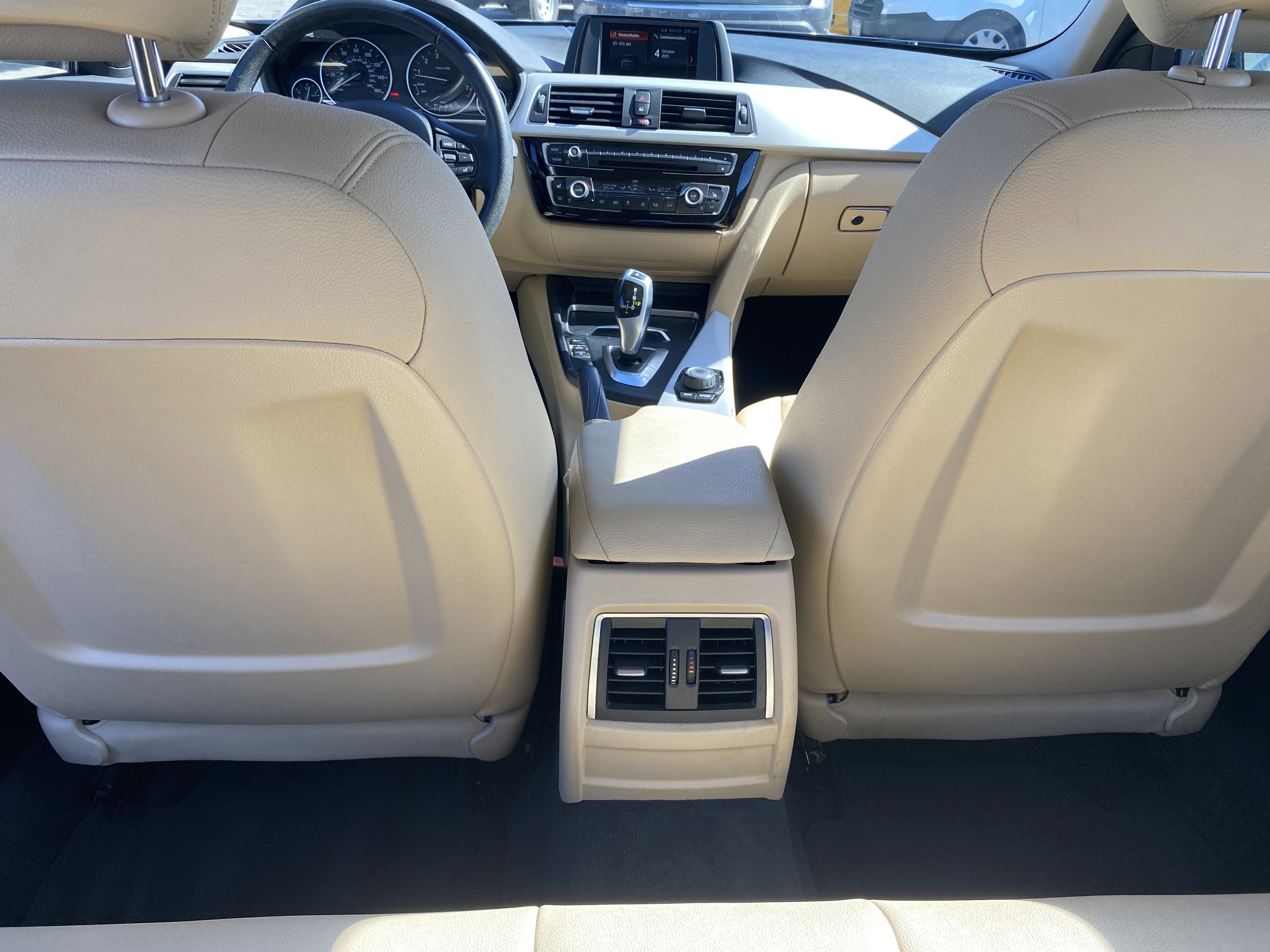 2018 BMW 3 Series 320i xDrive