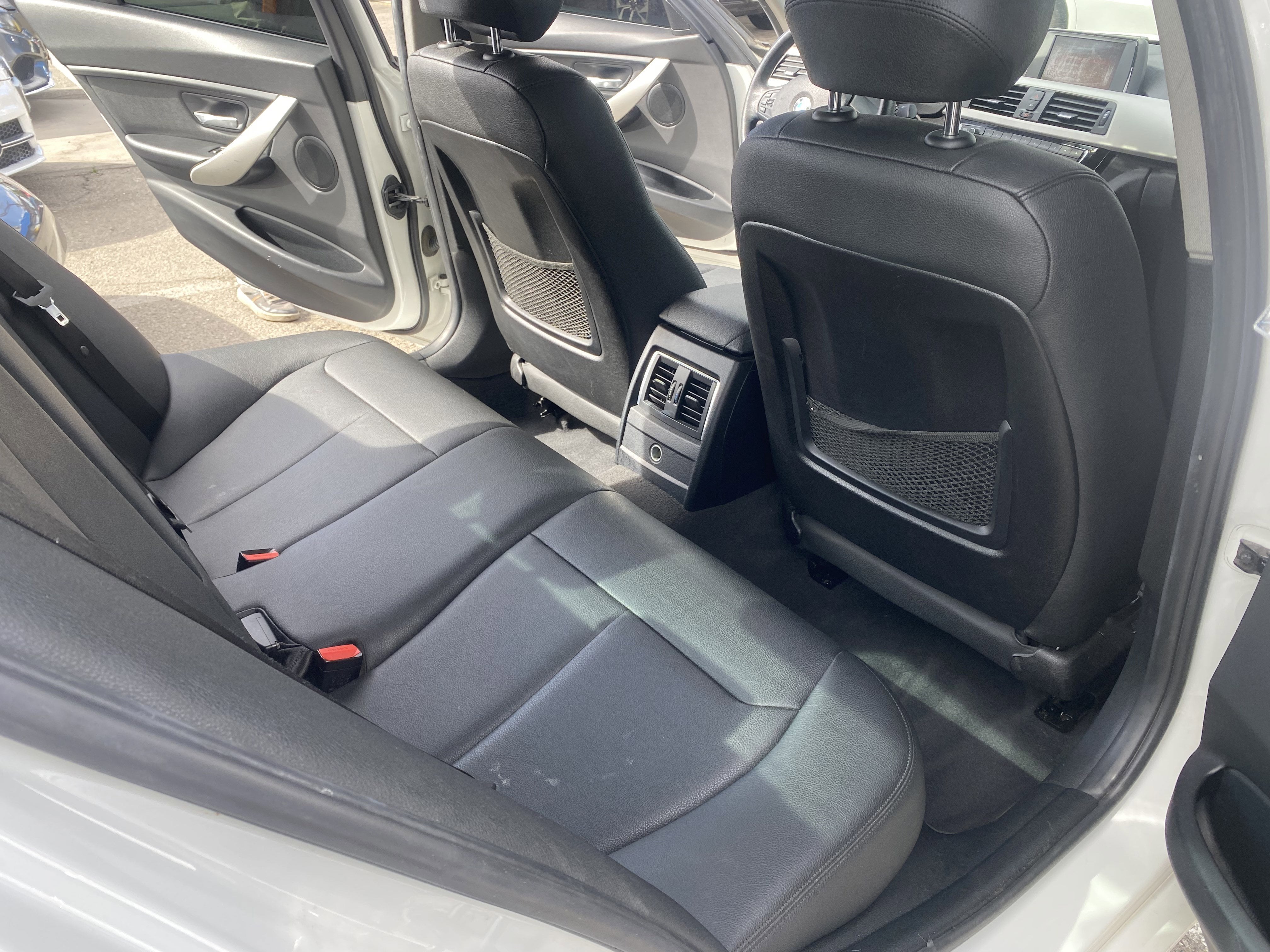 2018 BMW 3 Series 320i