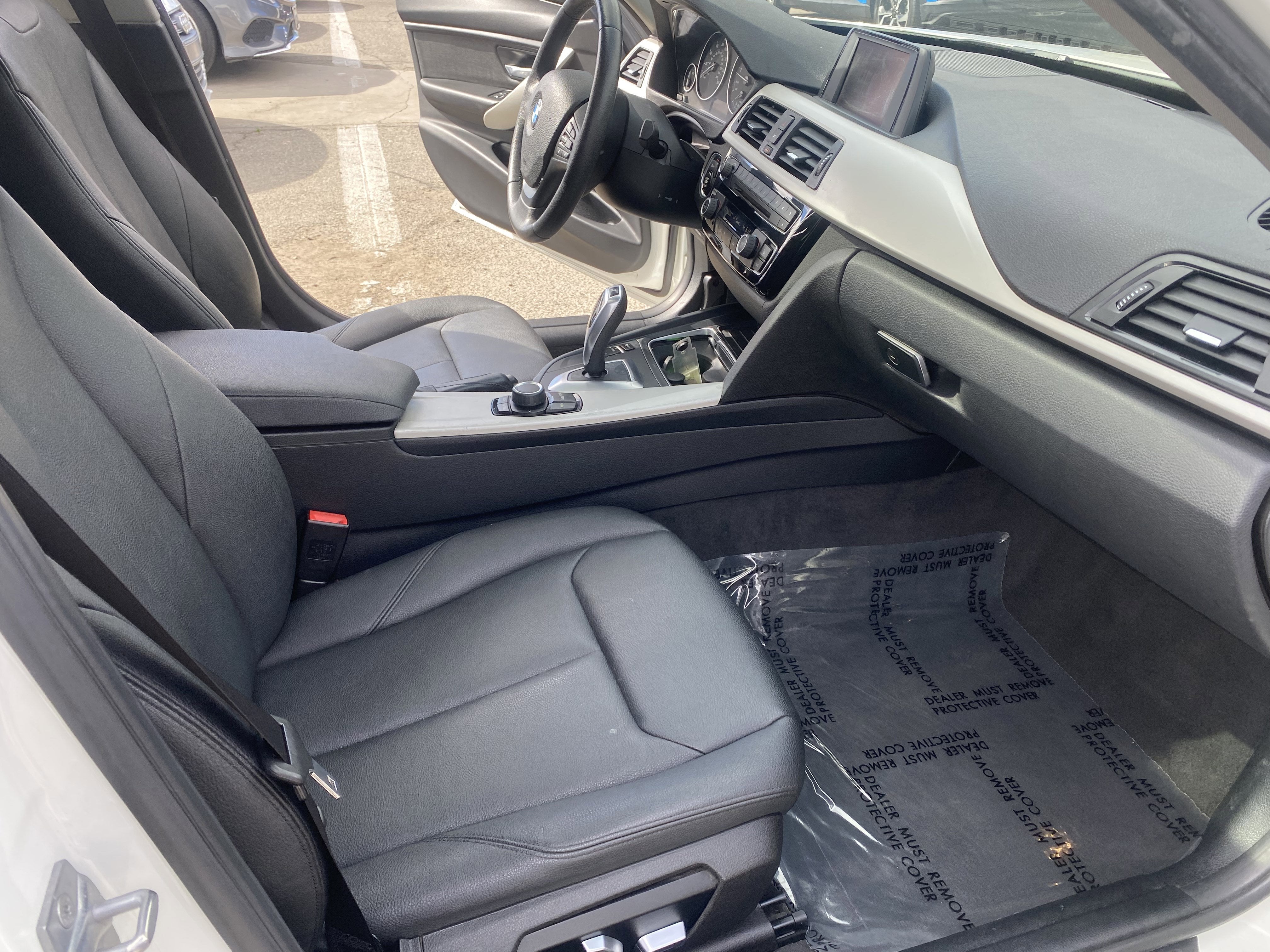 2018 BMW 3 Series 320i