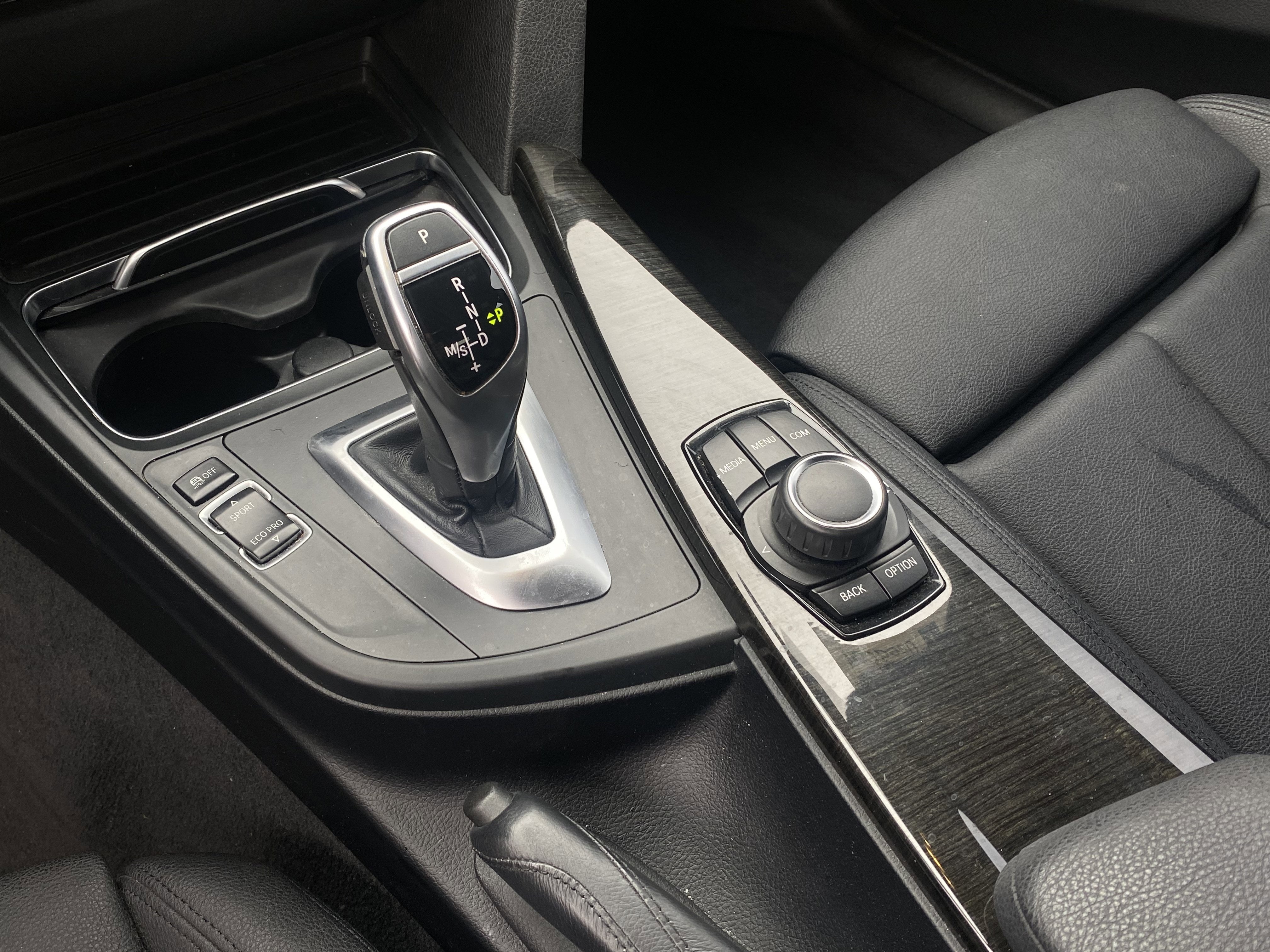 2018 BMW 3 Series 330i