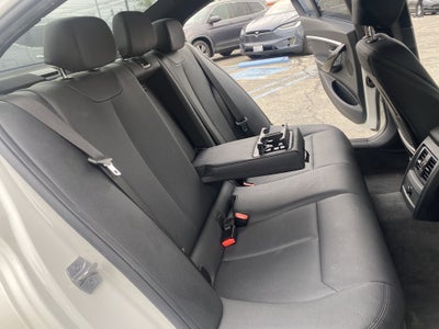 2018 BMW 3 Series 330i