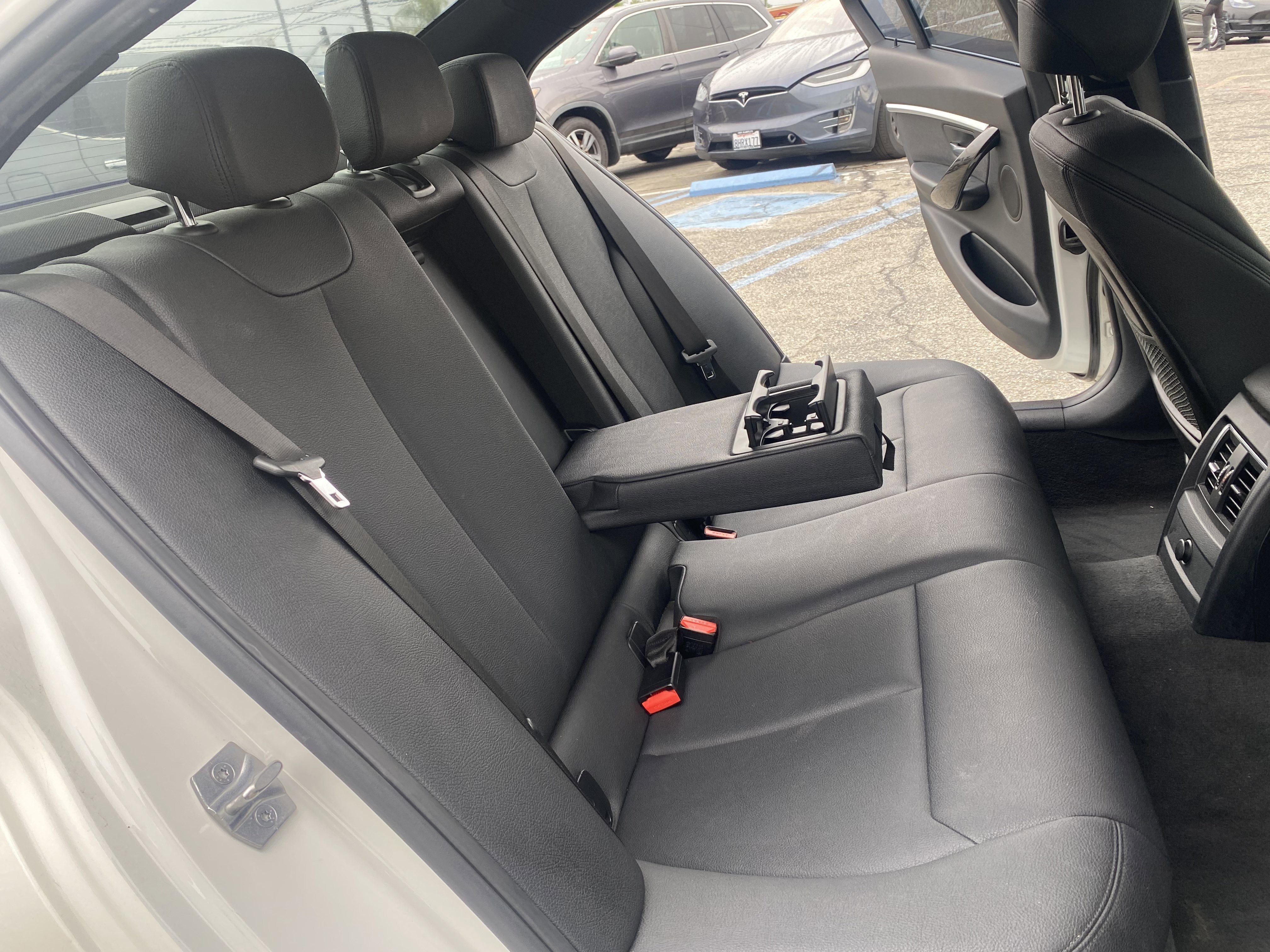 2018 BMW 3 Series 330i