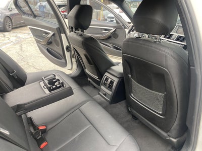 2018 BMW 3 Series 330i