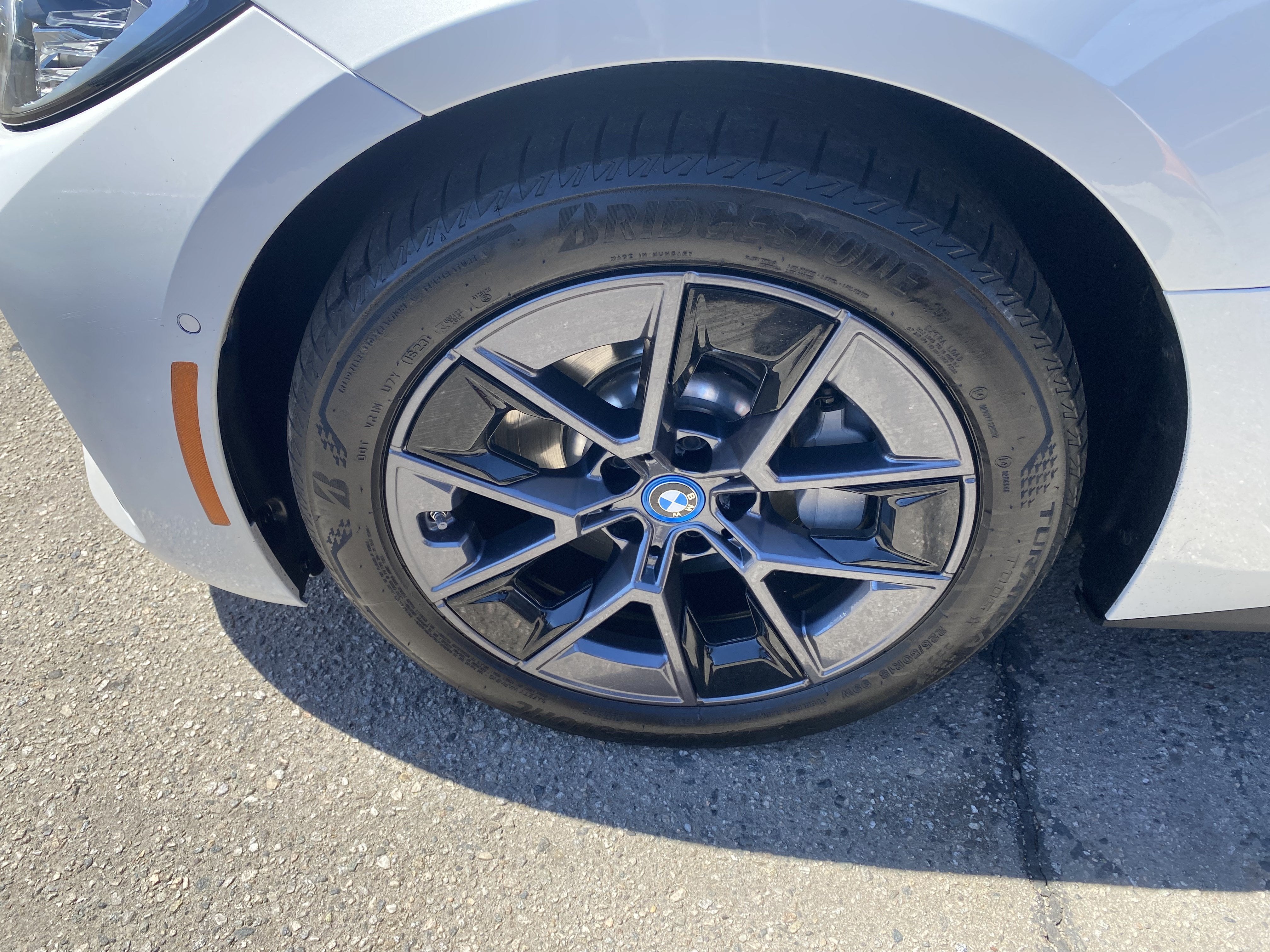 2023 BMW i4 eDrive35