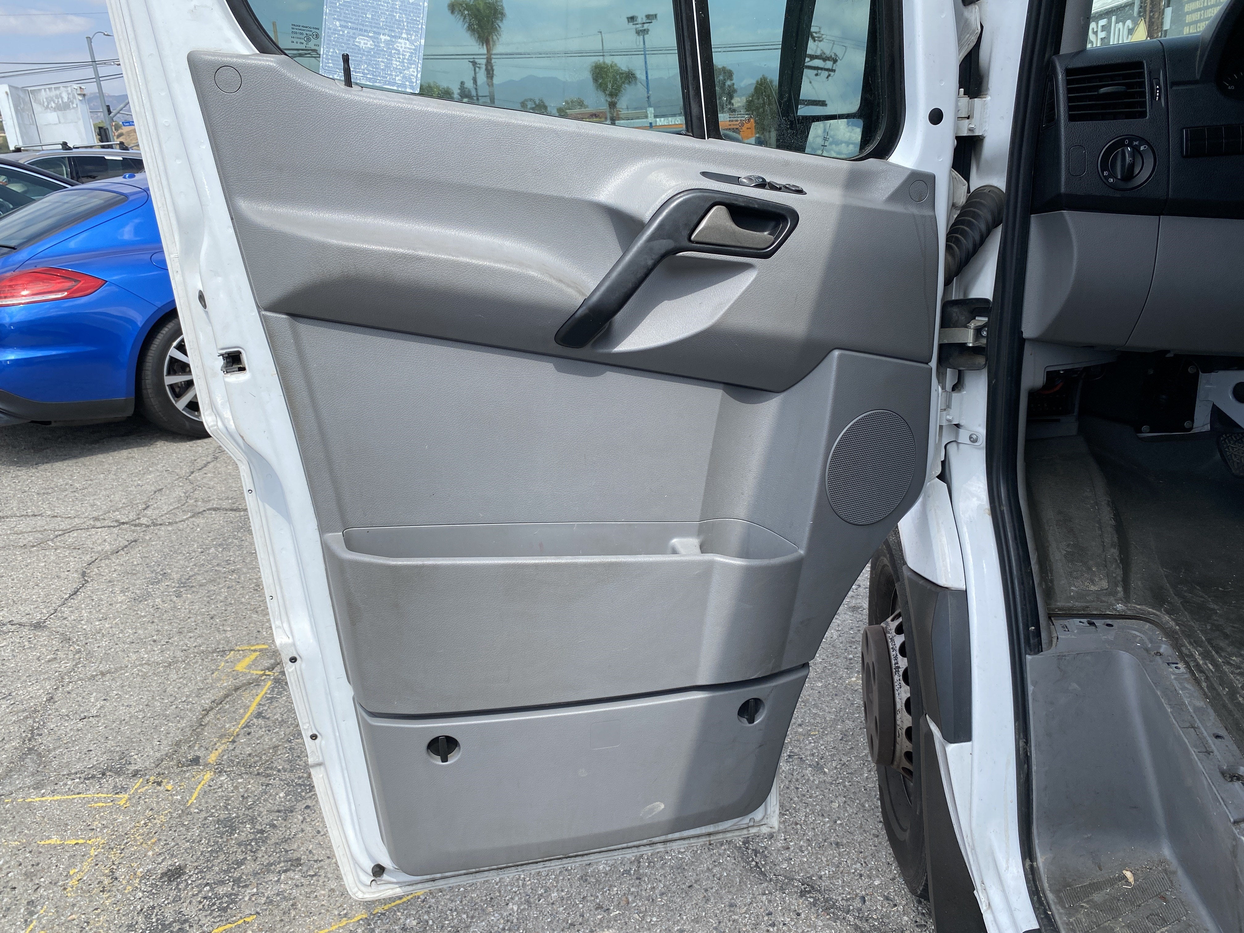 2014 Mercedes-Benz Sprinter Cargo Vans 3500 170