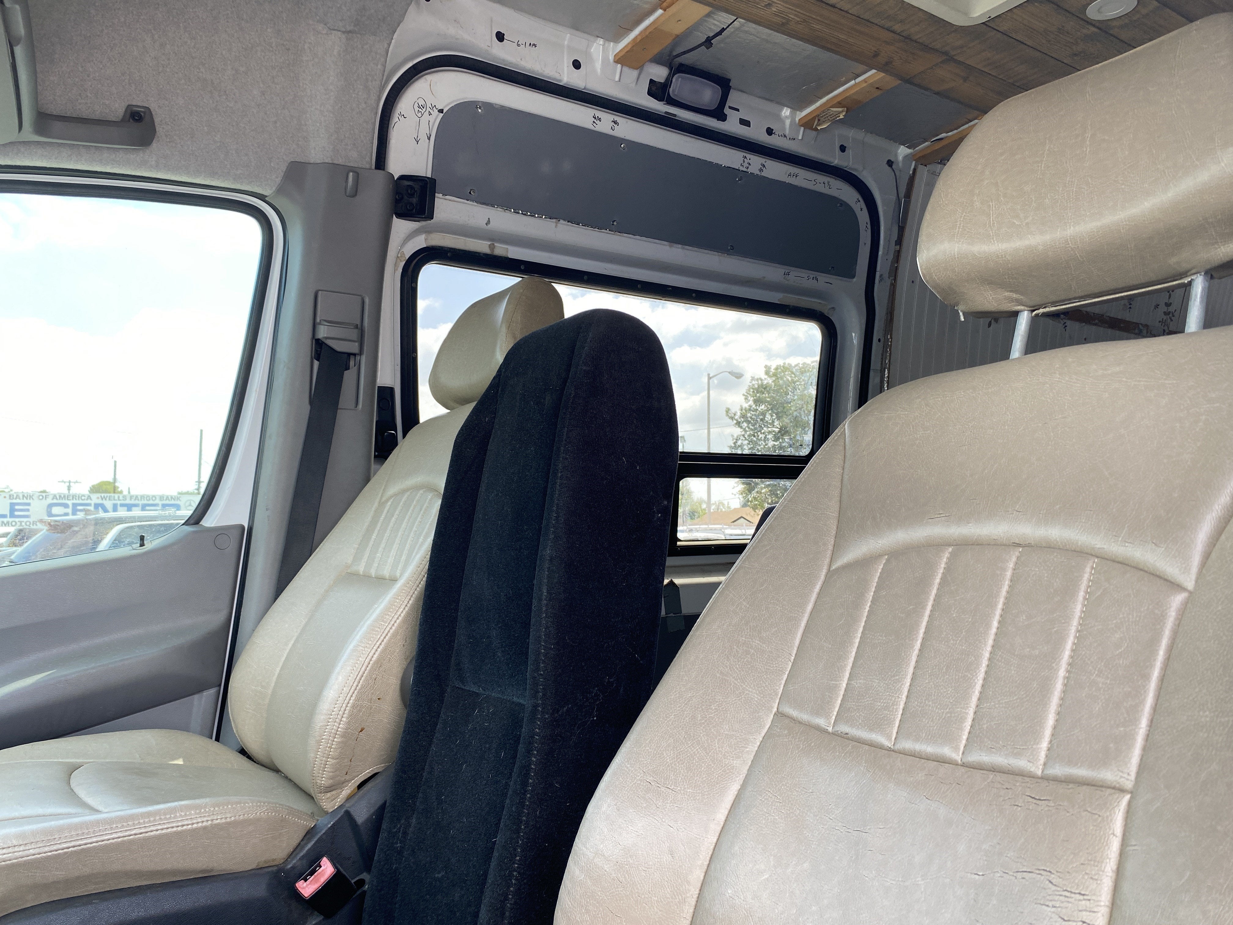 2014 Mercedes-Benz Sprinter Cargo Vans 3500 170