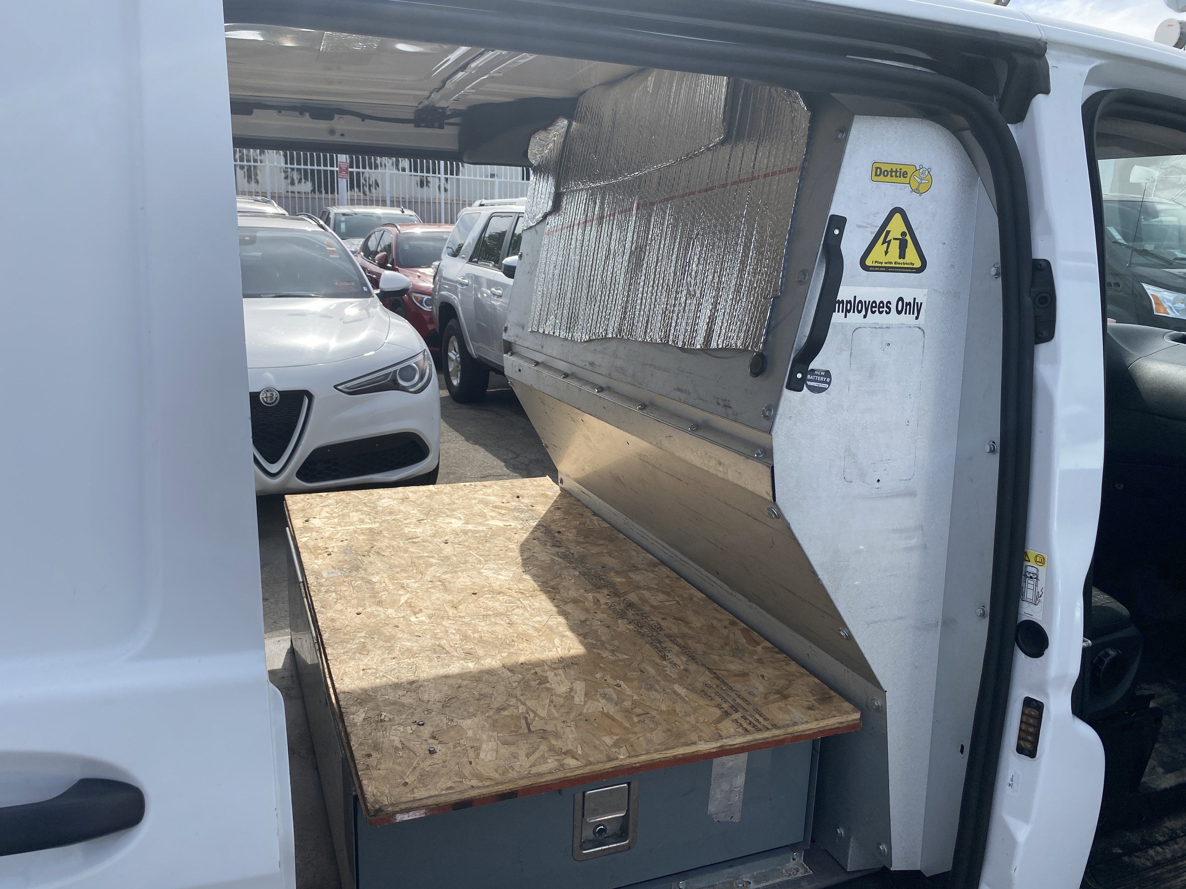 2018 Mercedes-Benz Metris Cargo Van Base