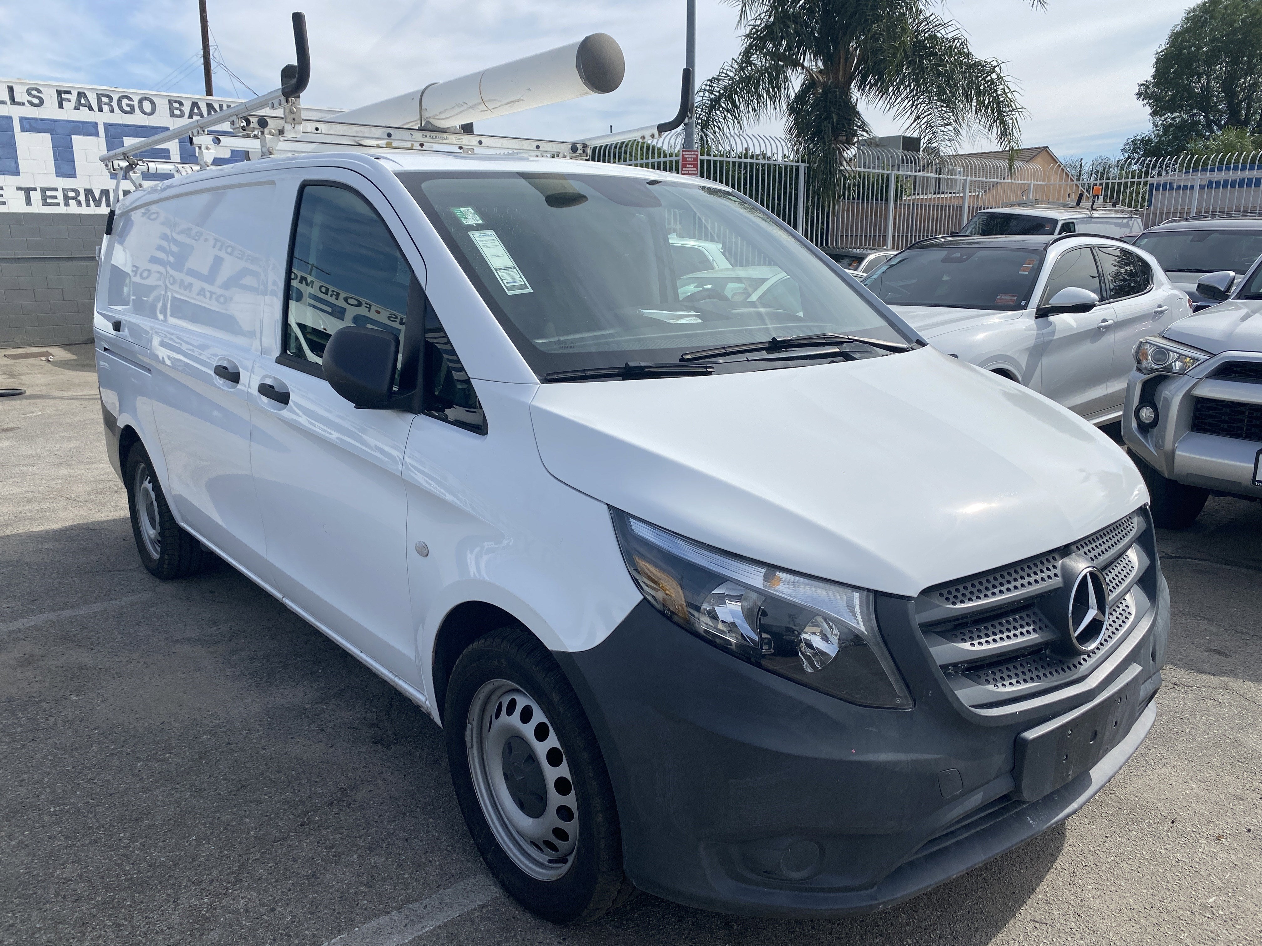2018 Mercedes-Benz Metris Cargo Van Base