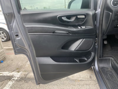2017 Mercedes-Benz Metris Passenger Van Base