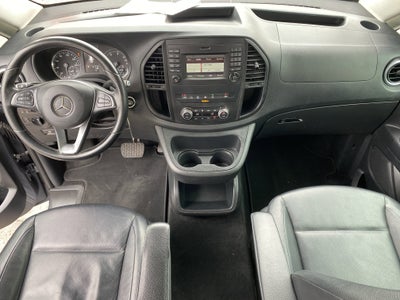 2017 Mercedes-Benz Metris Passenger Van Base