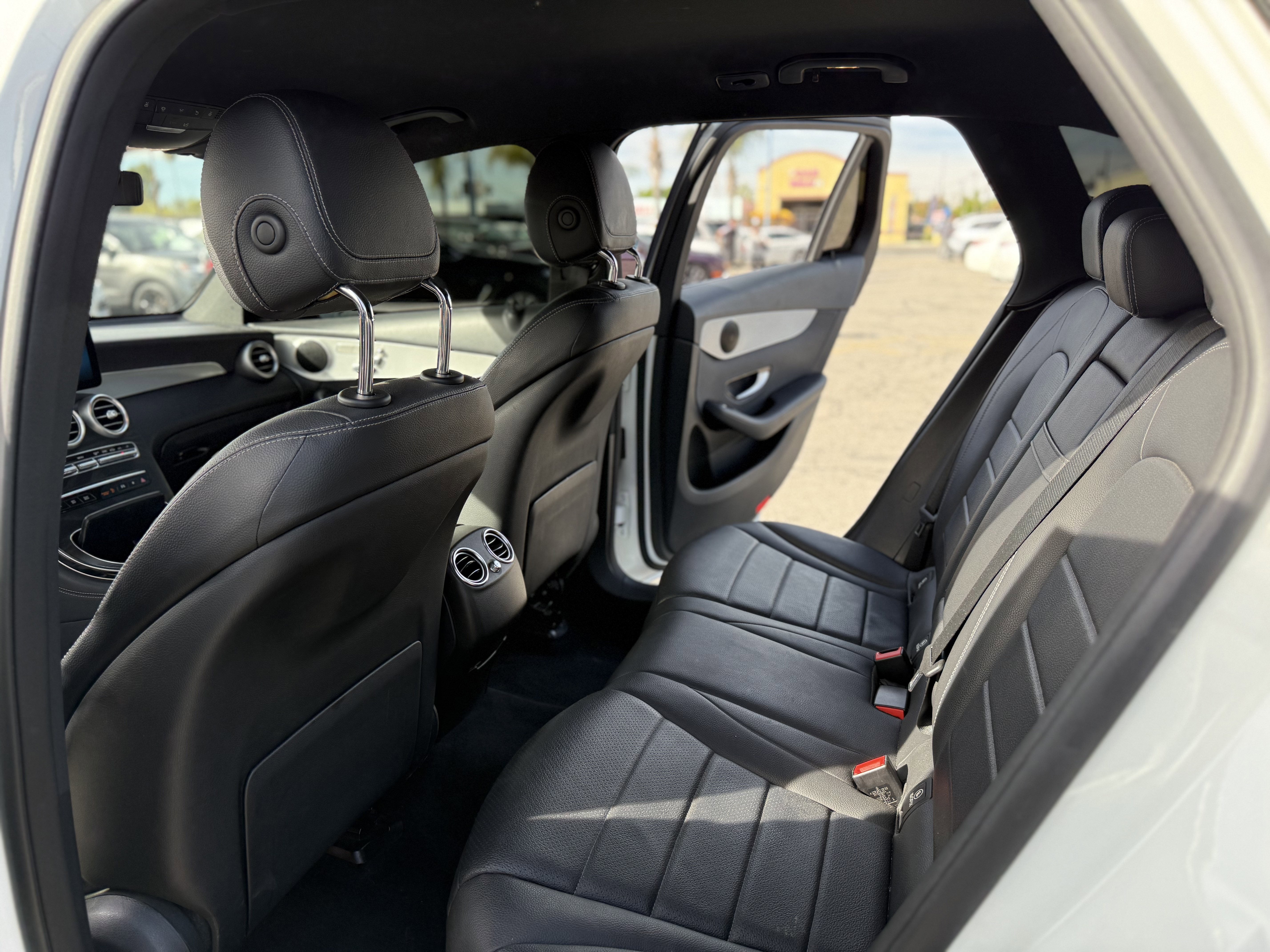 2020 Mercedes-Benz GLC GLC 300