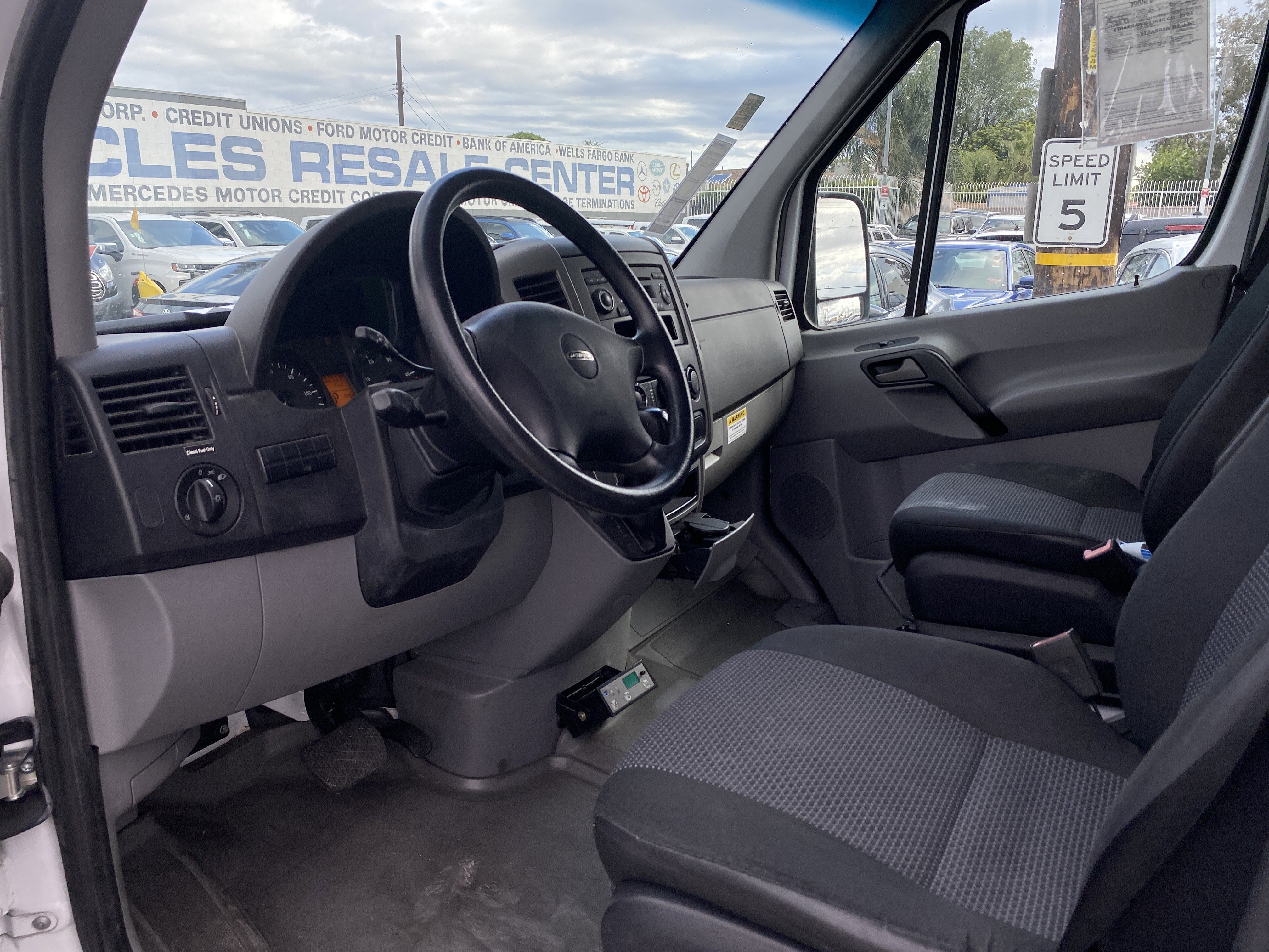 2013 Freightliner SPRINTER 2500 Base