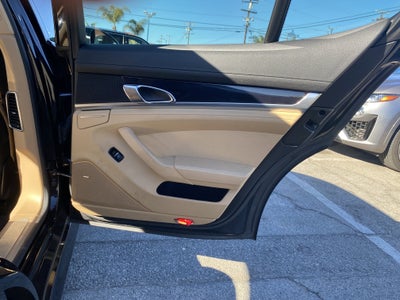 2013 Porsche Panamera Base