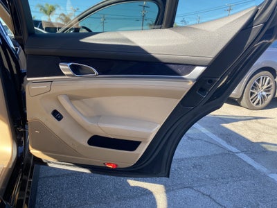 2013 Porsche Panamera Base
