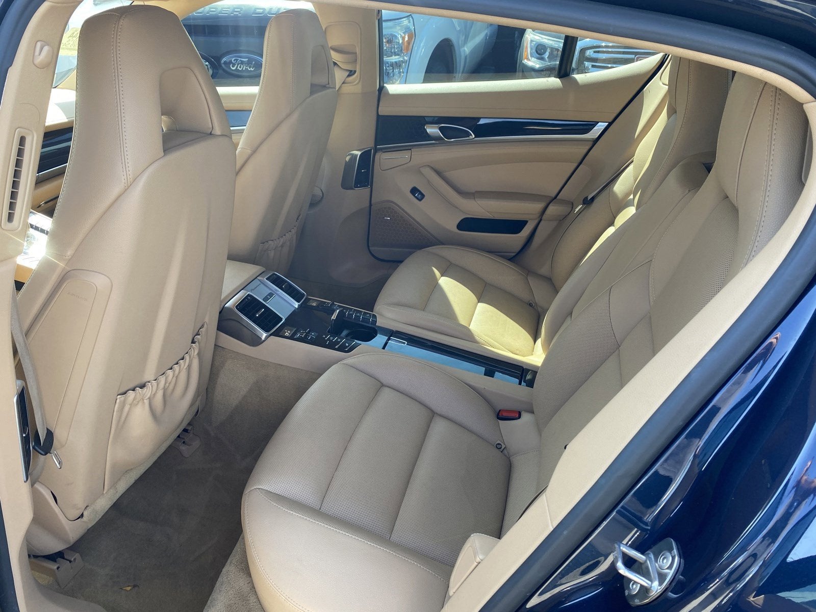 2014 Porsche Panamera 4