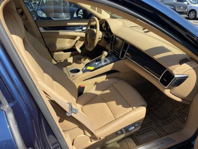 2014 Porsche Panamera 4